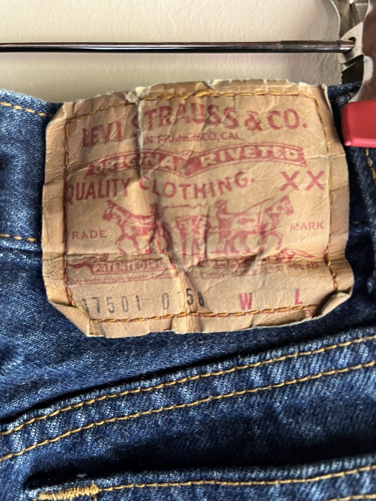 Levi's Vintage women’s Levi’s 501 22x30 high waisted made in USA Size 22" - 4 Thumbnail