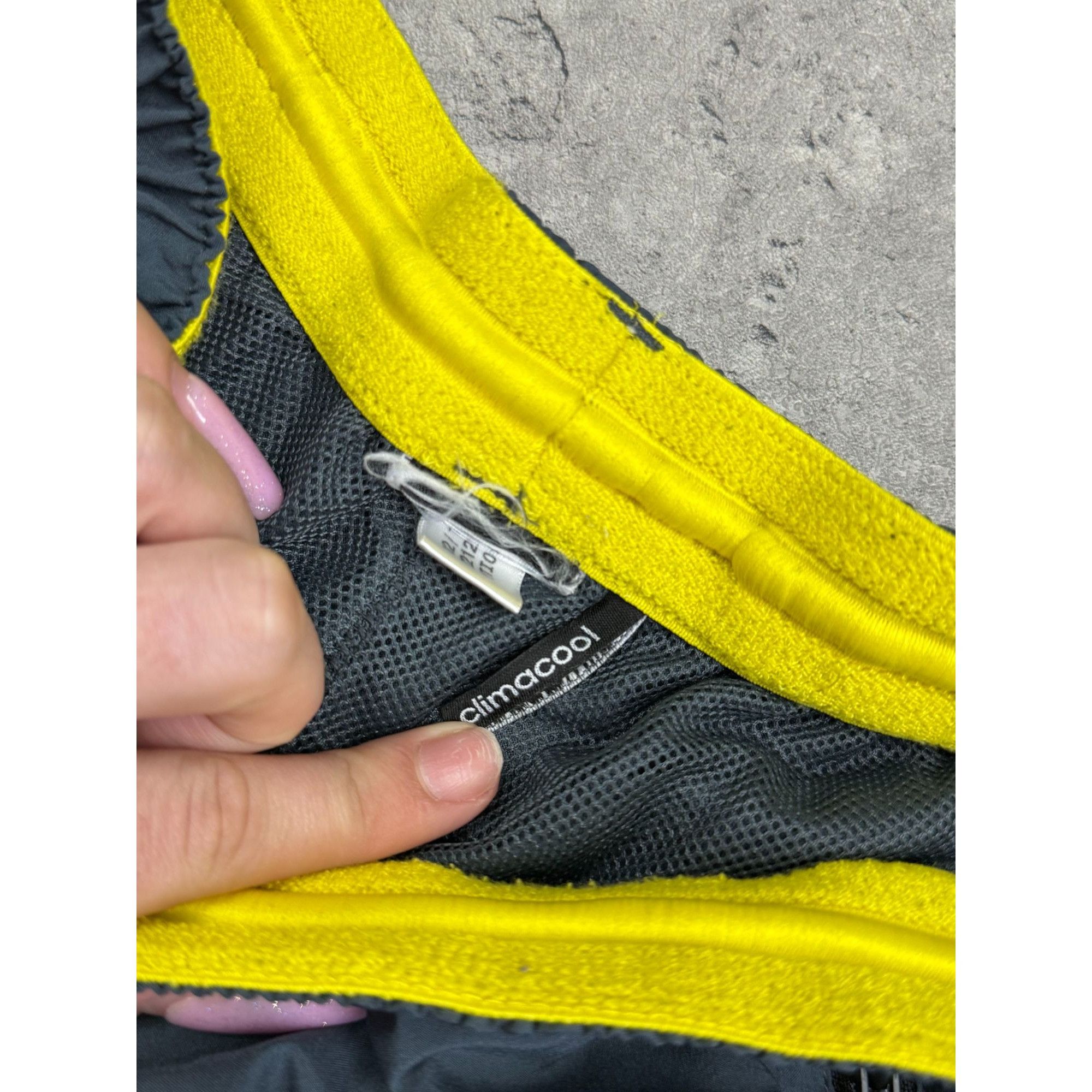 Adidas ADIDAS Grey Technical Tracksuit Bottoms • Adjustable Cuffs • Size US 30 / EU 46 - 10 Thumbnail