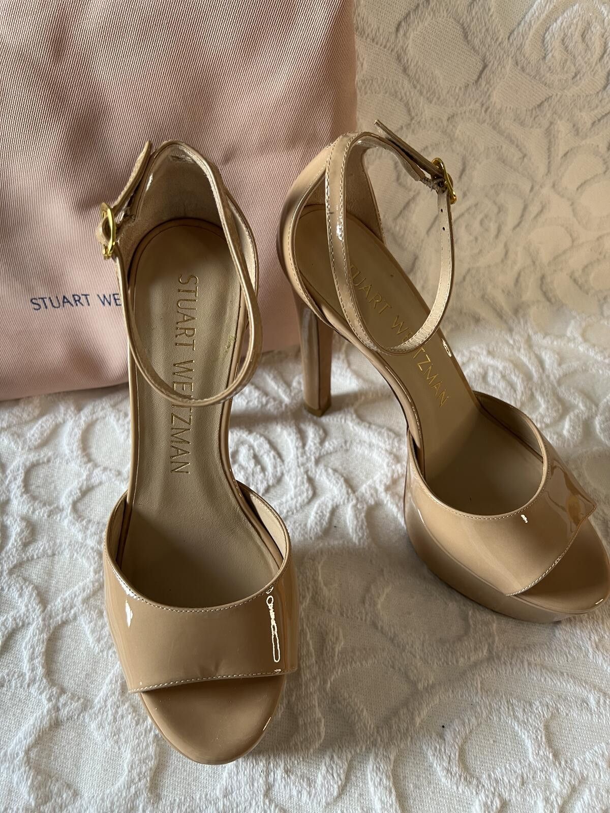 Stuart Weitzman Stuart Weitzman Nude Patent Leather Disco Platform Sandals Size US 8 / IT 38 - 4 Thumbnail