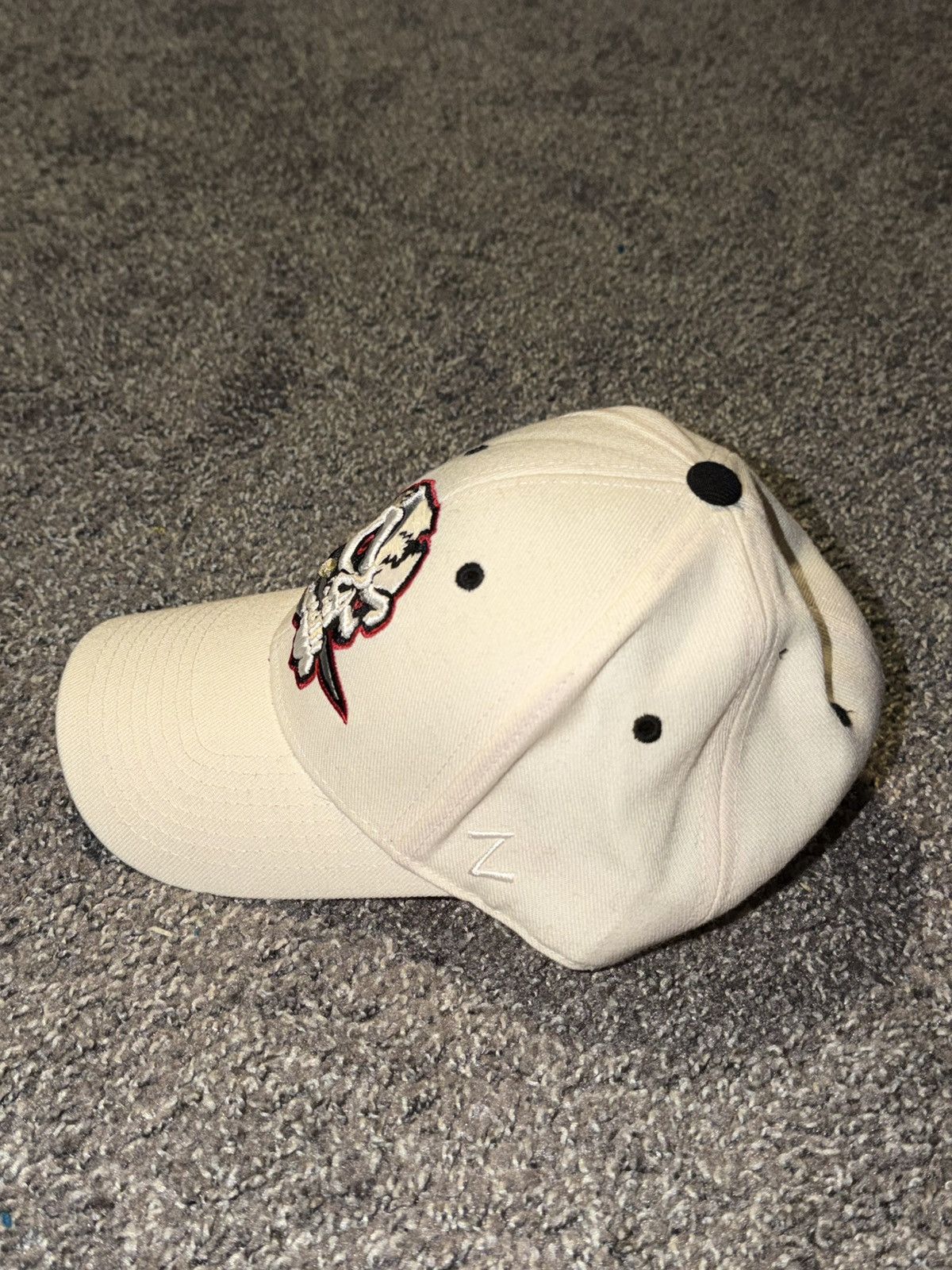 Zephyr Zephyr Never Dead Skull Pirate Hat Size Youth 6,3/4 Used PO Size ONE SIZE - 19 Thumbnail