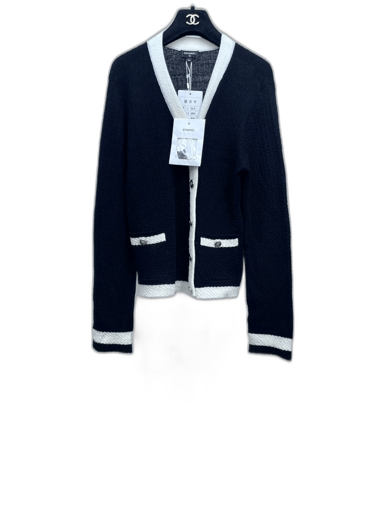 Chanel Chanel Color Block Knit Wool Cardigan Size US L / EU 52-54 / 3 - 1 Thumbnail