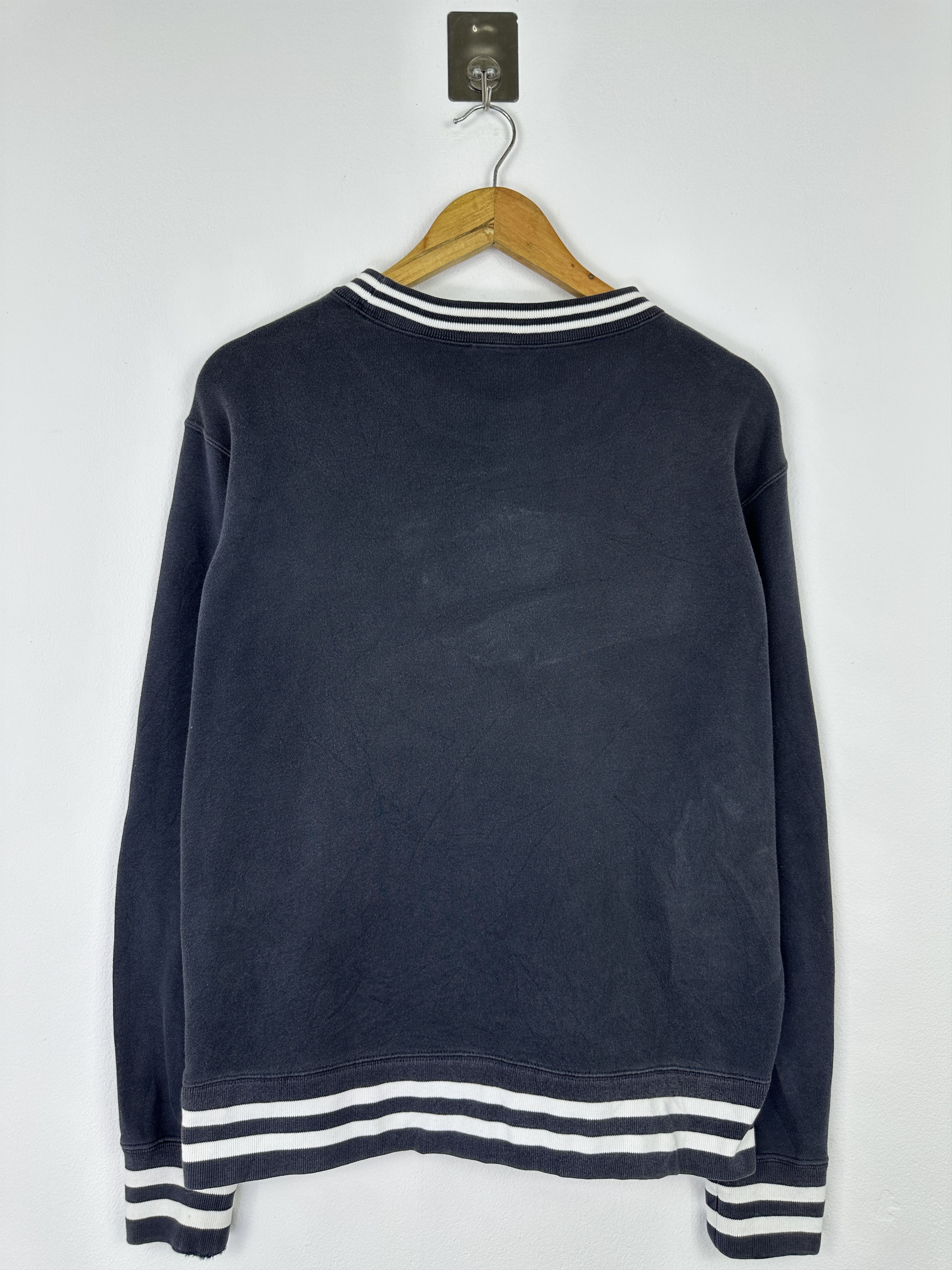 Champion Vintage Champion Striped Trim Grey Crewneck Size M BP0020 Size US M / EU 48-50 / 2 - 3 Thumbnail