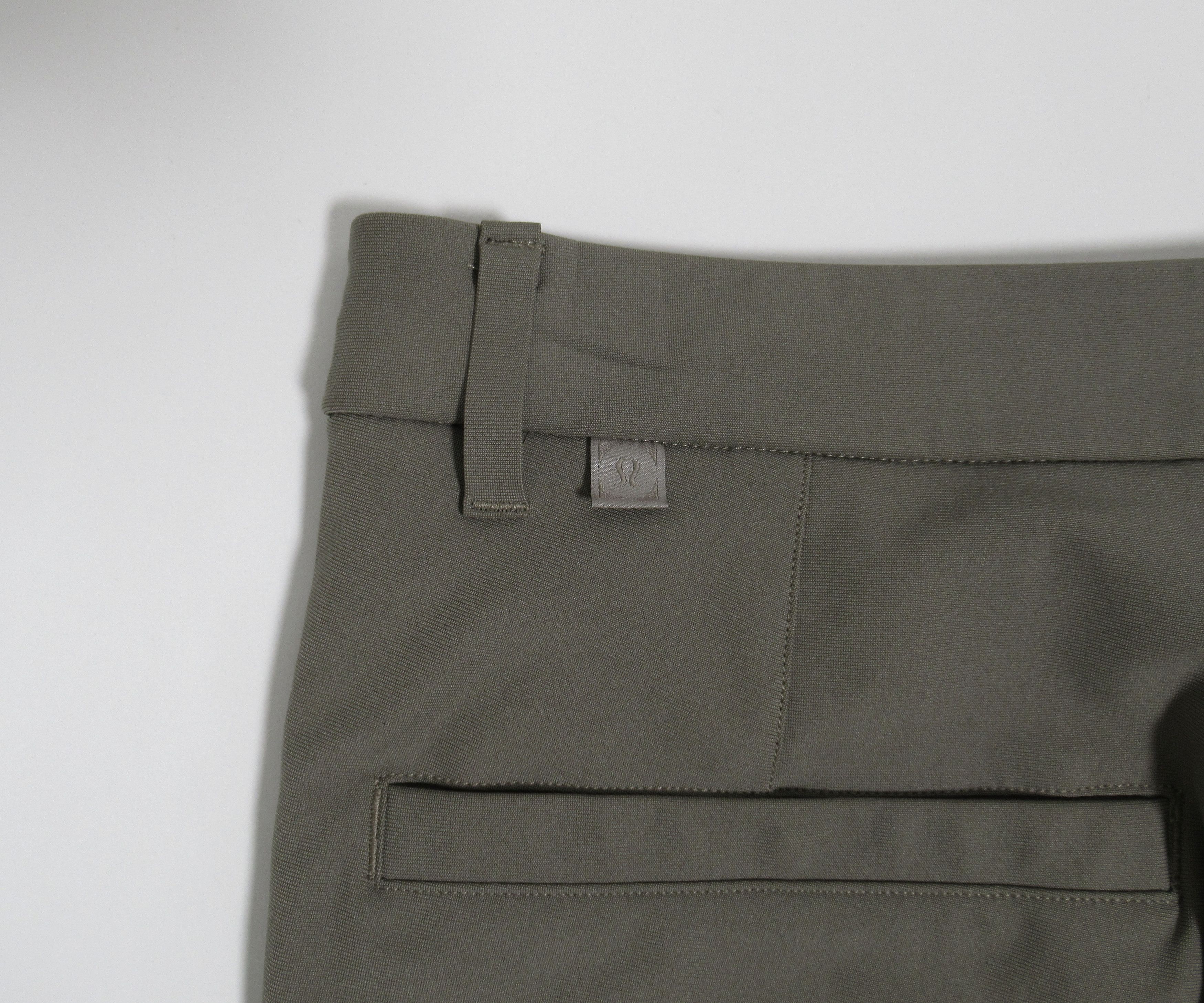 Lululemon Lululemon Men's Commission Pant Slim *Warpstreme 32" Nomad Size US 28 / EU 44 - 9 Thumbnail