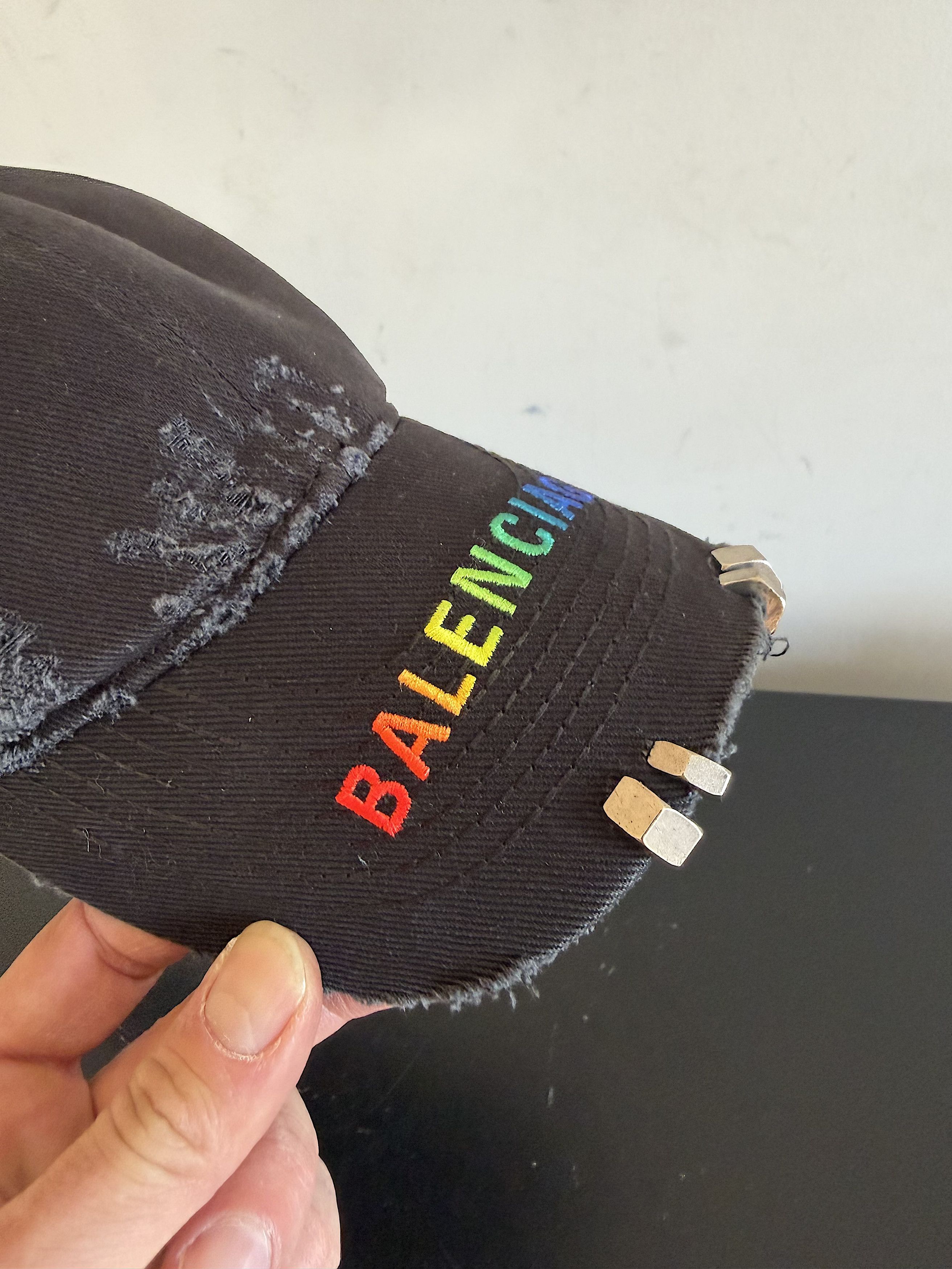 Balenciaga New Distressed Piercing Hardware Rainbow Logo Cap (L) 59 CM Size ONE SIZE - 4 Thumbnail
