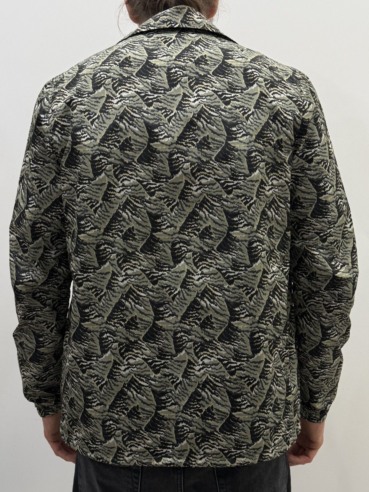 Acne Studios Acne Studios Tony Face Himalayan Tiger Camo Light Jacket Size US M / EU 48-50 / 2 - 13 Thumbnail