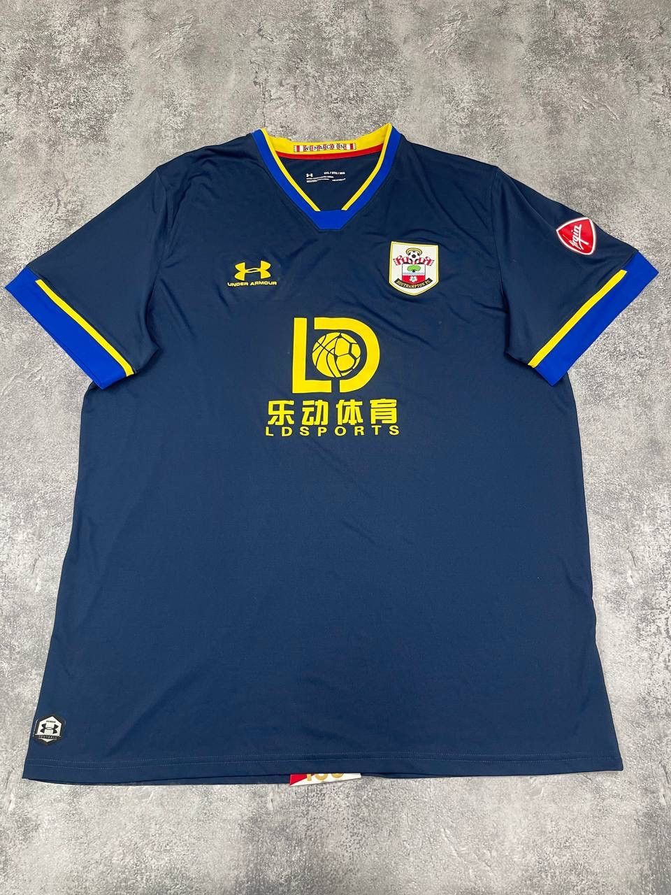 Under Armour Under Armour Men 2019/20 Football Shirt Jersey Size 3XLarge Size US XXL / EU 58 / 5 - 1 Thumbnail