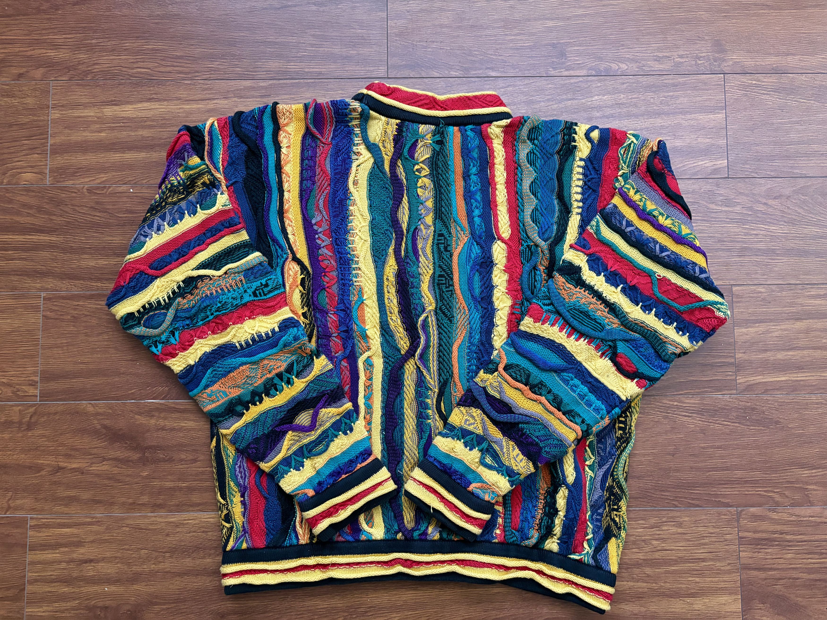 Coogi *RARE* Vintage 90s Coogi Knit Sweater Size US S / EU 44-46 / 1 - 4 Thumbnail