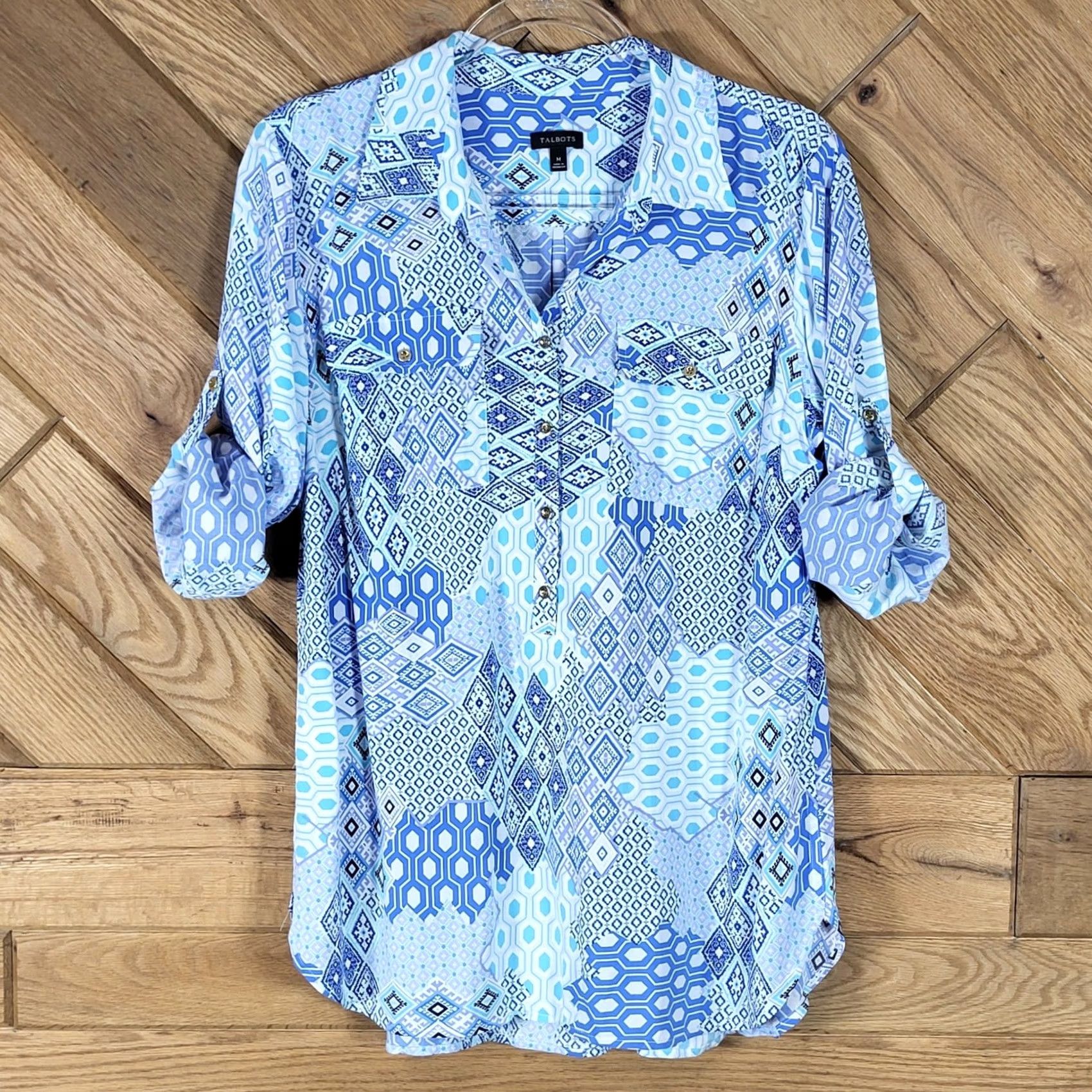 Talbots Talbots Shirt Womens Medium Blue White Geometric Tile Print Roll Down Button Tab Size M / US 6-8 / IT 42-44 - 2 Thumbnail