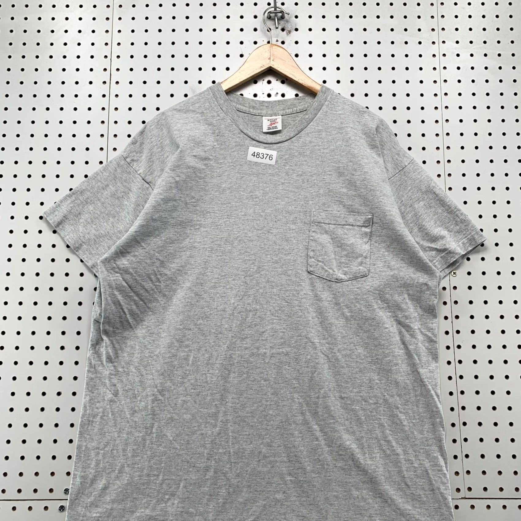 Vintage Vintage Botany 500 Pocket T Shirt Mens 2XL Gray Single Stitch USA Size US XXL / EU 58 / 5 - 4 Thumbnail