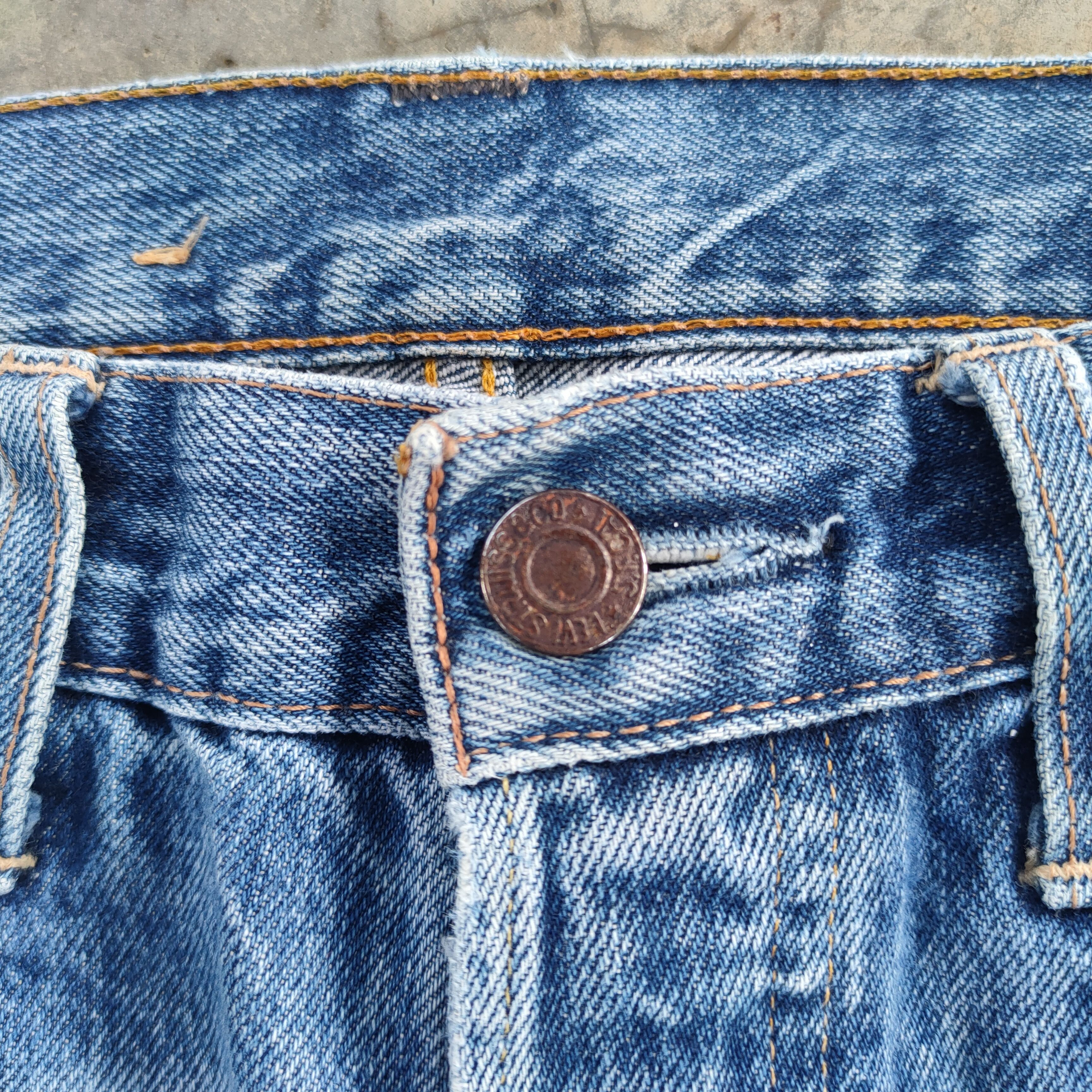 Levi's Vintage Clothing VINTAGE LEVI'S 501 BIG E SELVAGE DISTRESSED JEANS PANTS Size US 28 / EU 44 - 5 Thumbnail