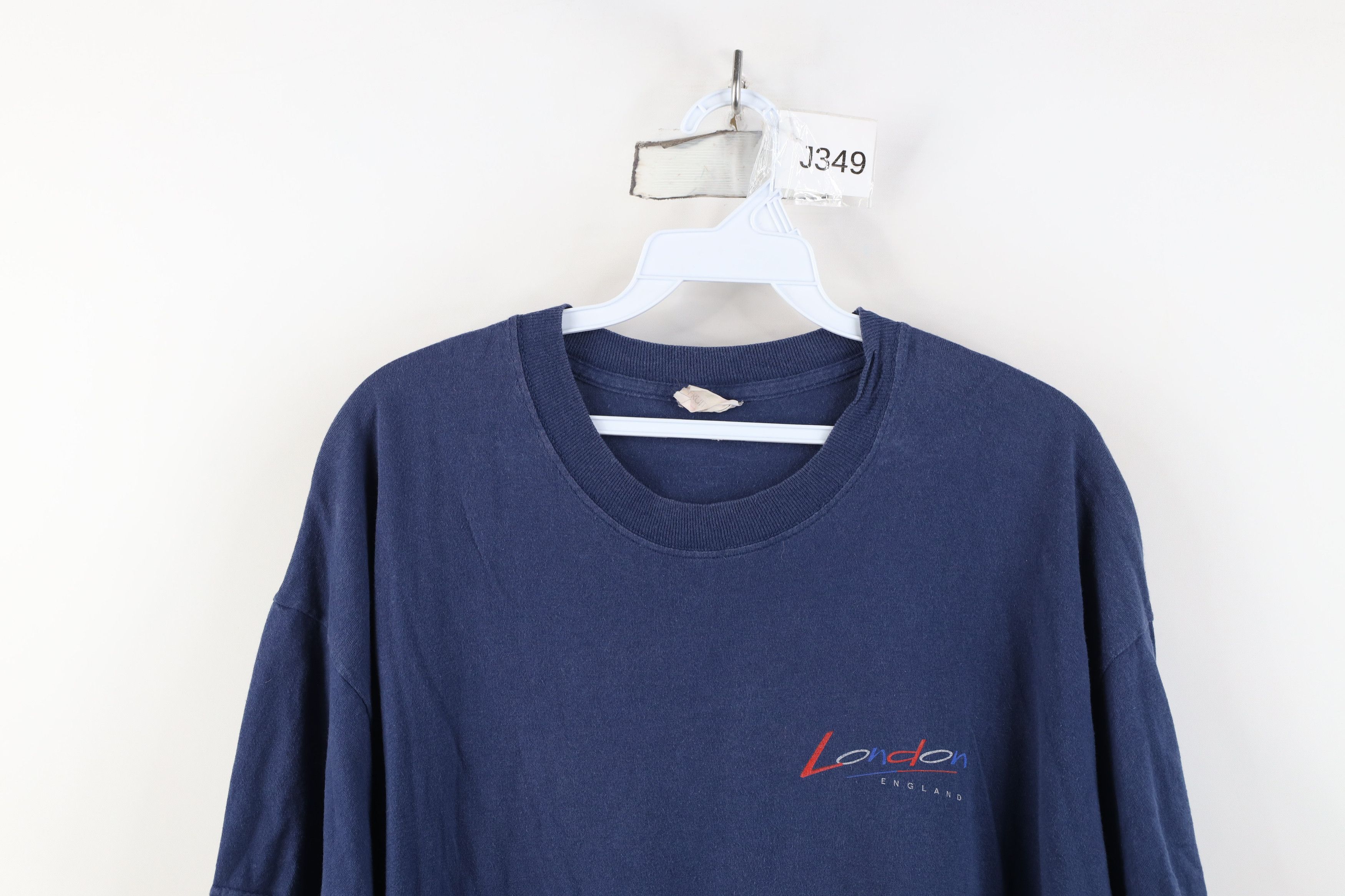 Vintage Vintage 90s Streetwear Spell Out London England T-Shirt Blue Size US XL / EU 56 / 4 - 2 Thumbnail