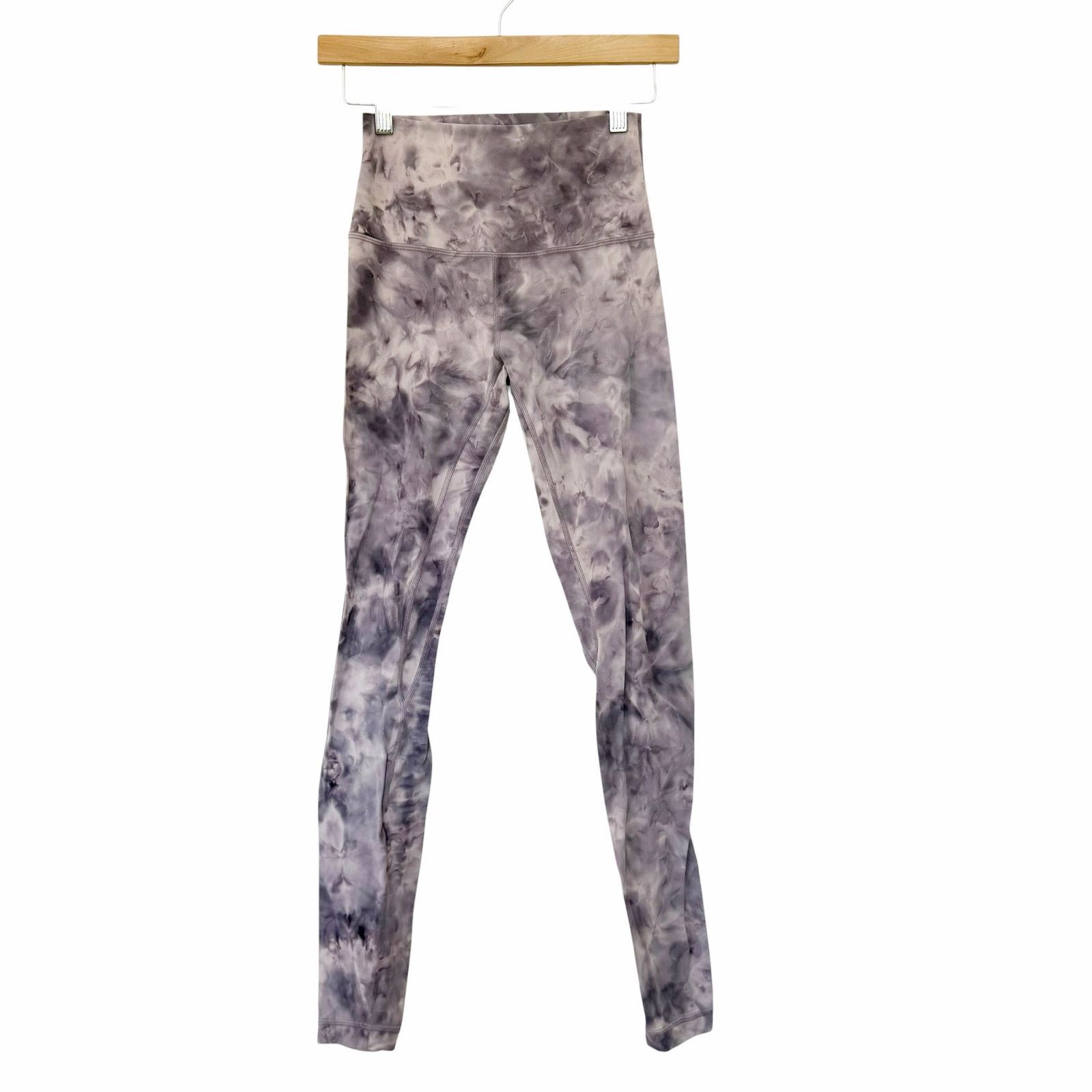 Lululemon Lululemon Align High Rise Leggings Purple Diamond Dye Sz XS Size 26" / US 2 / IT 38 - 1 Thumbnail