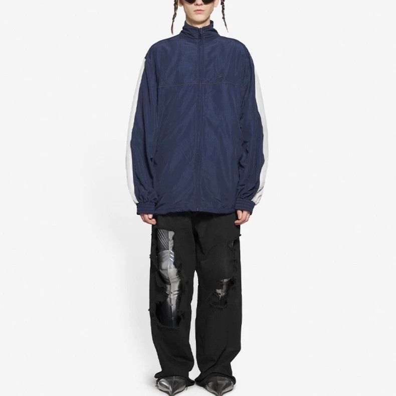 Balenciaga Balenciaga FW21 SportyB One-Piece Jacket with Embroidered L Size US XS / EU 42 / 0 - 9 Thumbnail