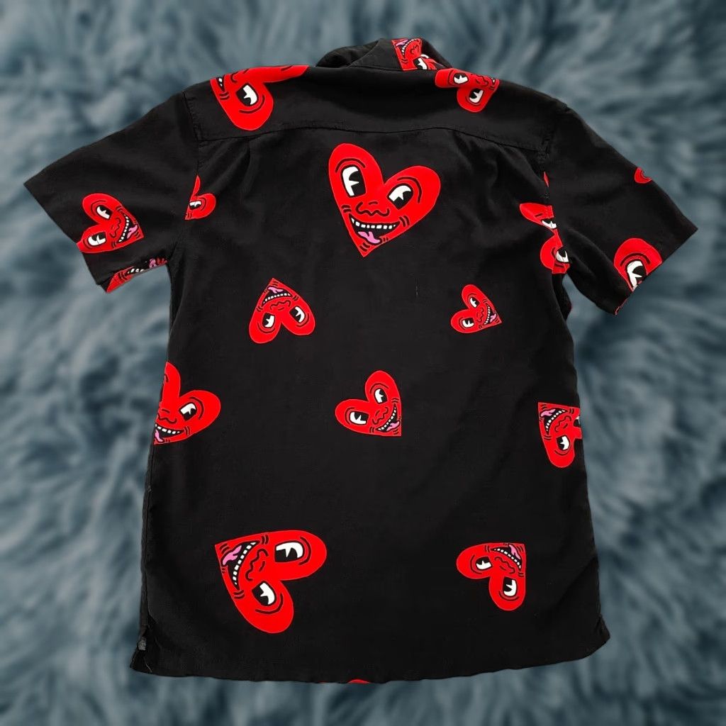 Vintage Keith Haring Shirt Adult Small Black Red Heart Face Print Button Up Rayon Mens S Size US S / EU 44-46 / 1 - 1 Thumbnail