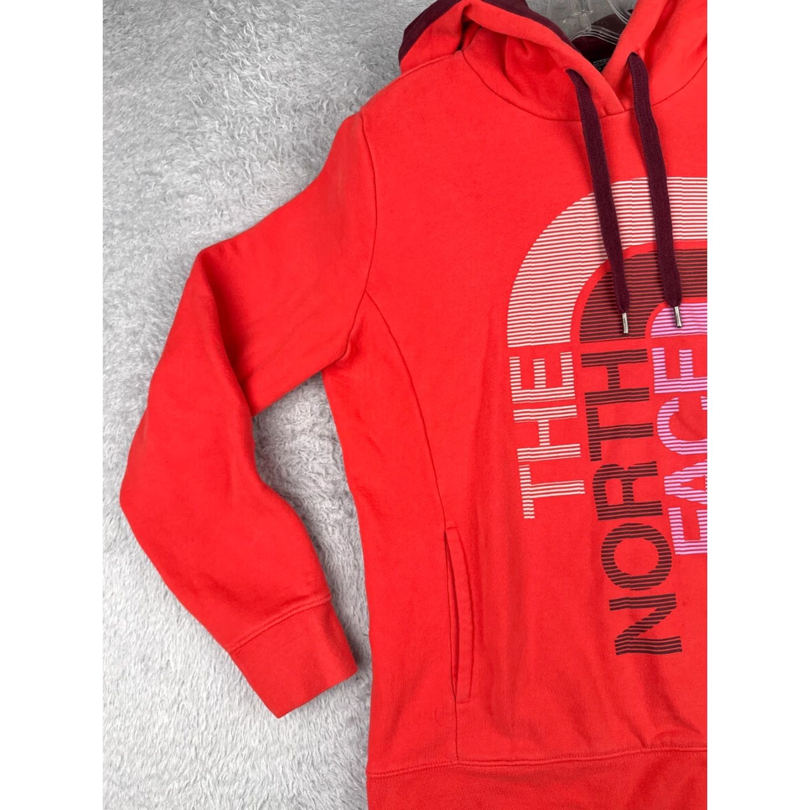 The North Face The North Face Hoodie Women L Coral Pink Pullover Sweatshirt Casual Solid Logo 90s Theme Mens Womens Size L / US 10 / IT 46 - 3 Thumbnail