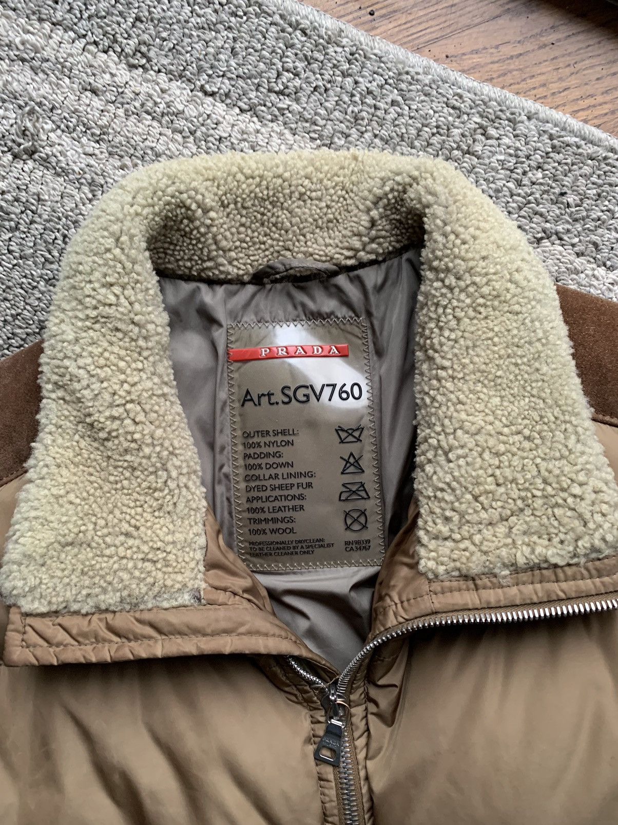 Prada Prada Jacket SGV760 Down Bomber Winter Coat Shearling Linea Size US M / EU 48-50 / 2 - 5 Thumbnail