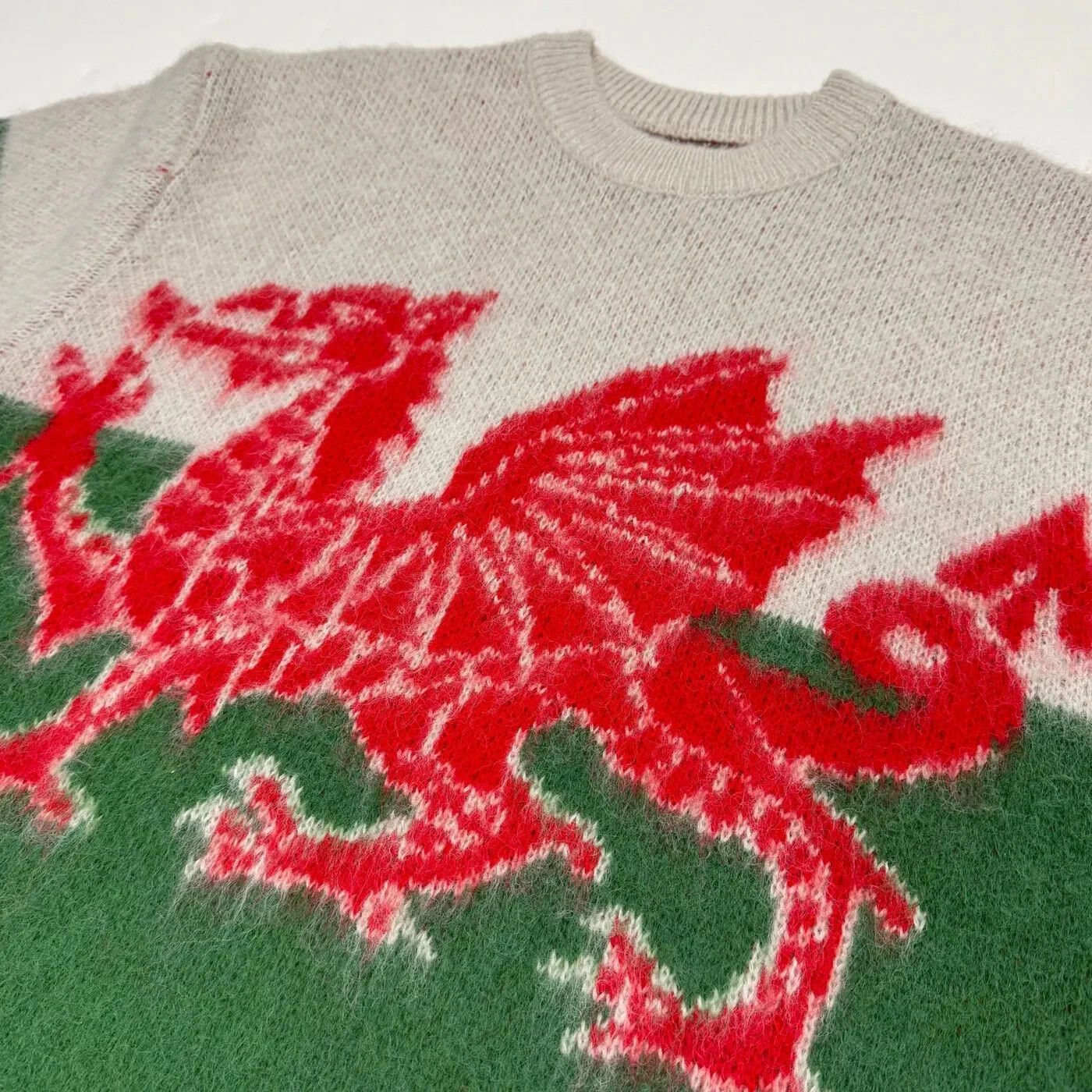 Palace Palace Hairy Flag knit Wales size LARGE Size US L / EU 52-54 / 3 - 2 Thumbnail