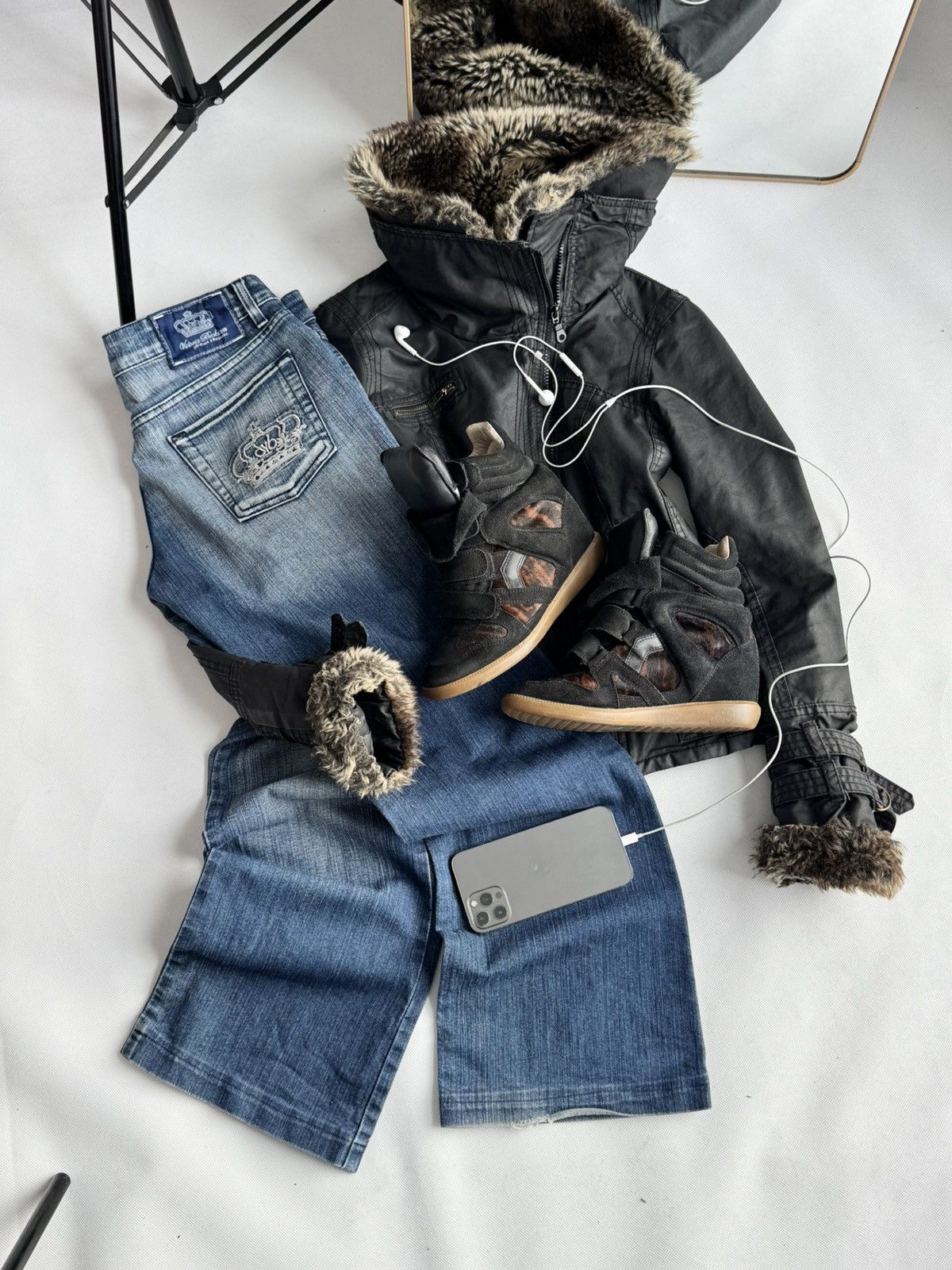 Victoria Beckham RARE VICTORIA BECKHAM FLARE JEANS Y2K If six was nine style Size 27" / US 4 / IT 40 - 4 Thumbnail