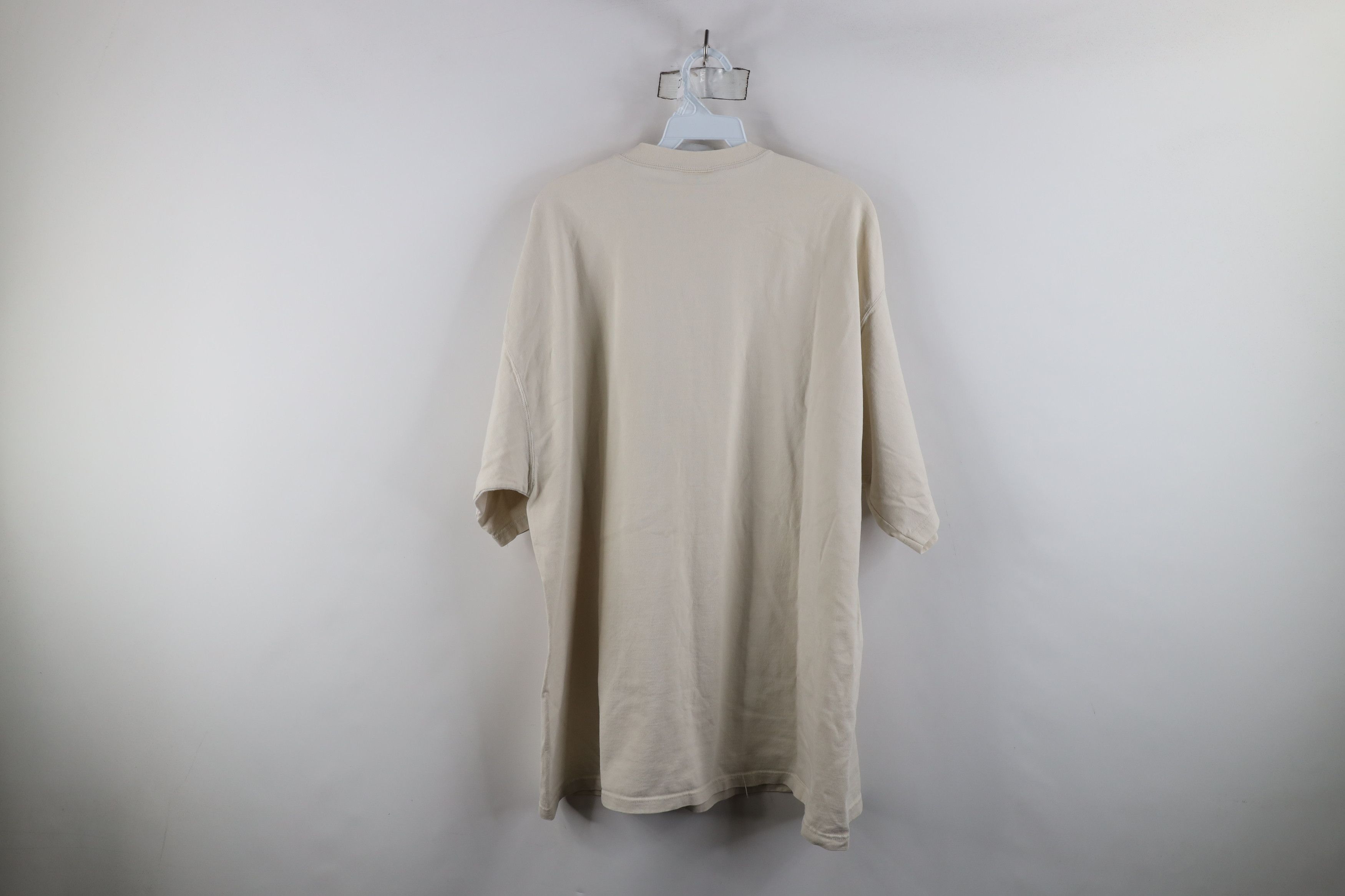 Vintage Vintage 90s Streetwear Heavyweight Cotton T-Shirt Beige USA Size US XL / EU 56 / 4 - 11 Thumbnail