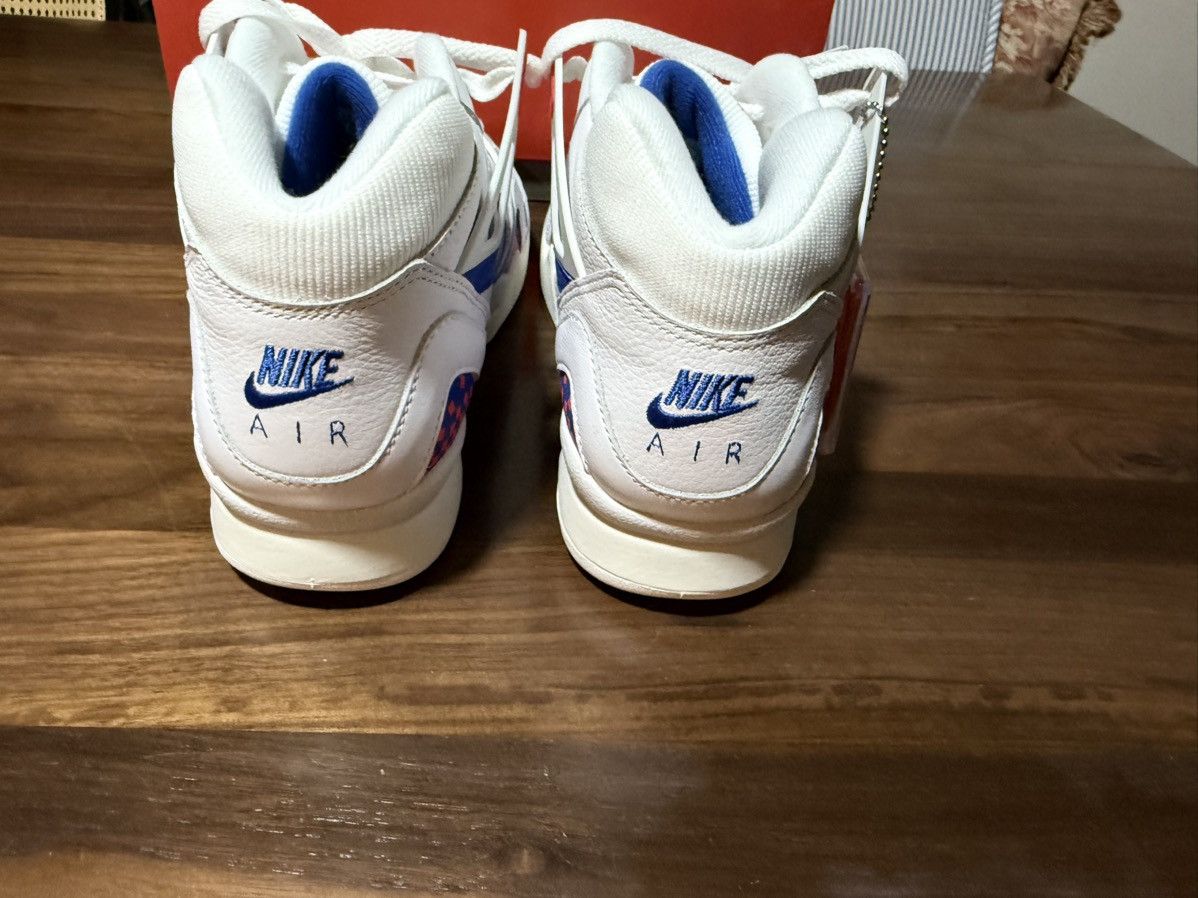 Nike Nike Air Tech Challenge 2 Pixel Court White/Crimson/Blue 11 Size US 11 / EU 44 - 5 Thumbnail