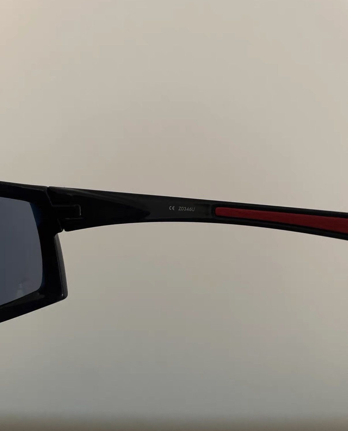 Louis Vuitton Louis Vuitton LV Trophy Logo Sunglasses Size ONE SIZE - 7 Thumbnail