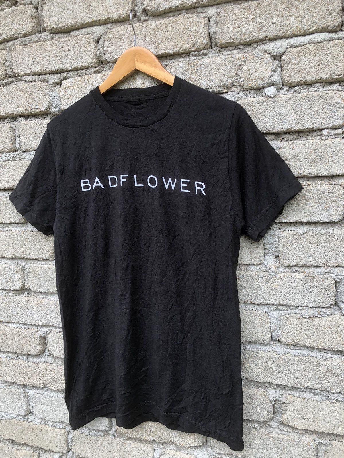 Band Tees × Metallica × Vintage Band Badflower This Is How The World Continues Tour Tee Size US M / EU 48-50 / 2 - 3 Thumbnail