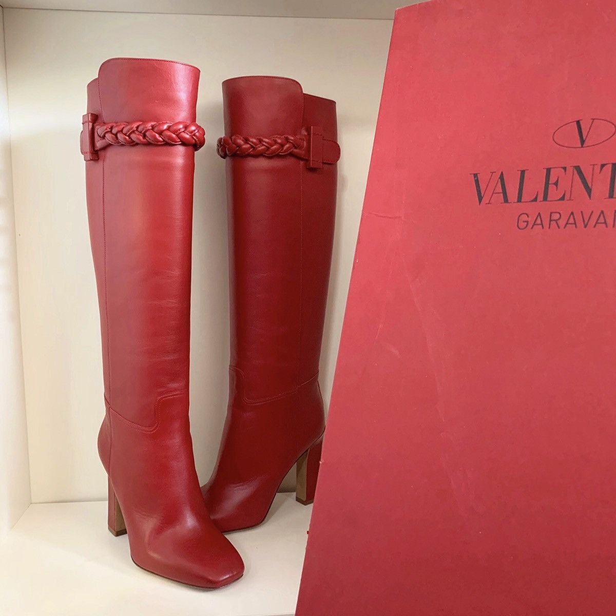 Red calfskin knee boots
