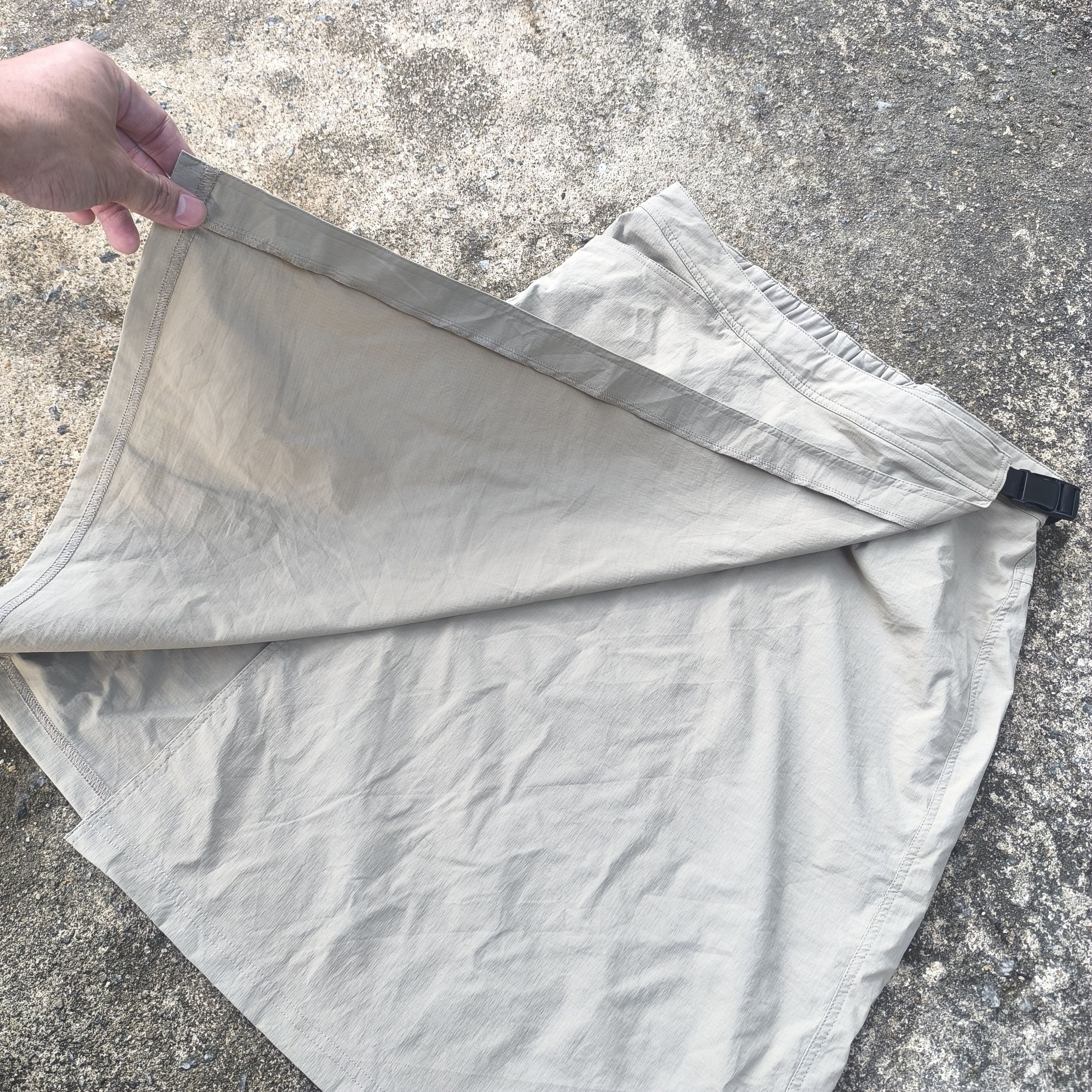 Montbell MONTBELL WRAP SKIRT RIPSTOP MATERIAL Size 33" - 2 Thumbnail
