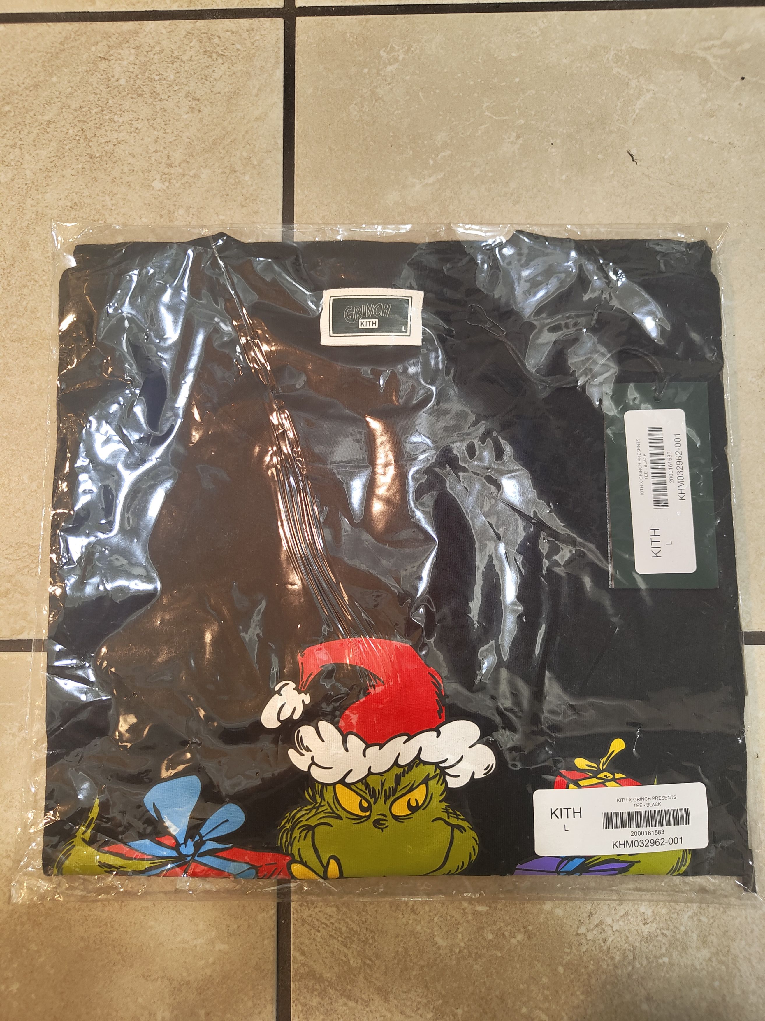 Kith Kith for The Grinch Presents Tee Size US L / EU 52-54 / 3 - 5 Thumbnail