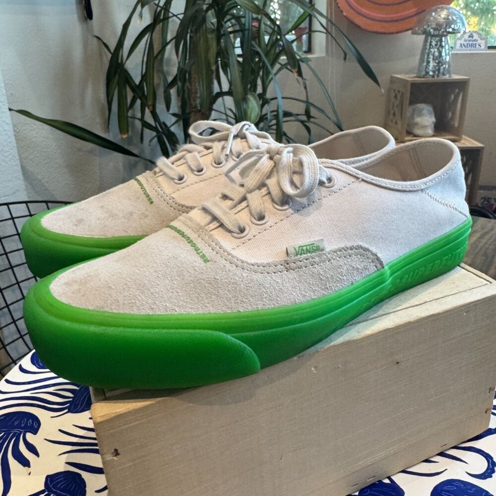 Retrosuperfuture × Vans Vans Vault x Retrosuperfuture OG Authentic LX, Men’s 10.5 Size US 10.5 / EU 43-44 - 1 Thumbnail