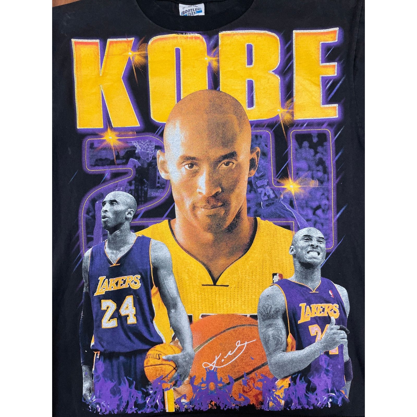Vintage Kobe Bryant Big Hit Tee XL Size US XL / EU 56 / 4 - 2 Thumbnail