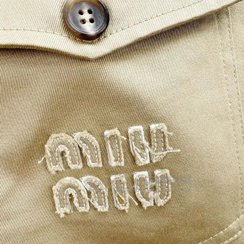 Miu Miu Miu Miu Khaki Women's Summer Shorts . Size 23" - 3 Thumbnail