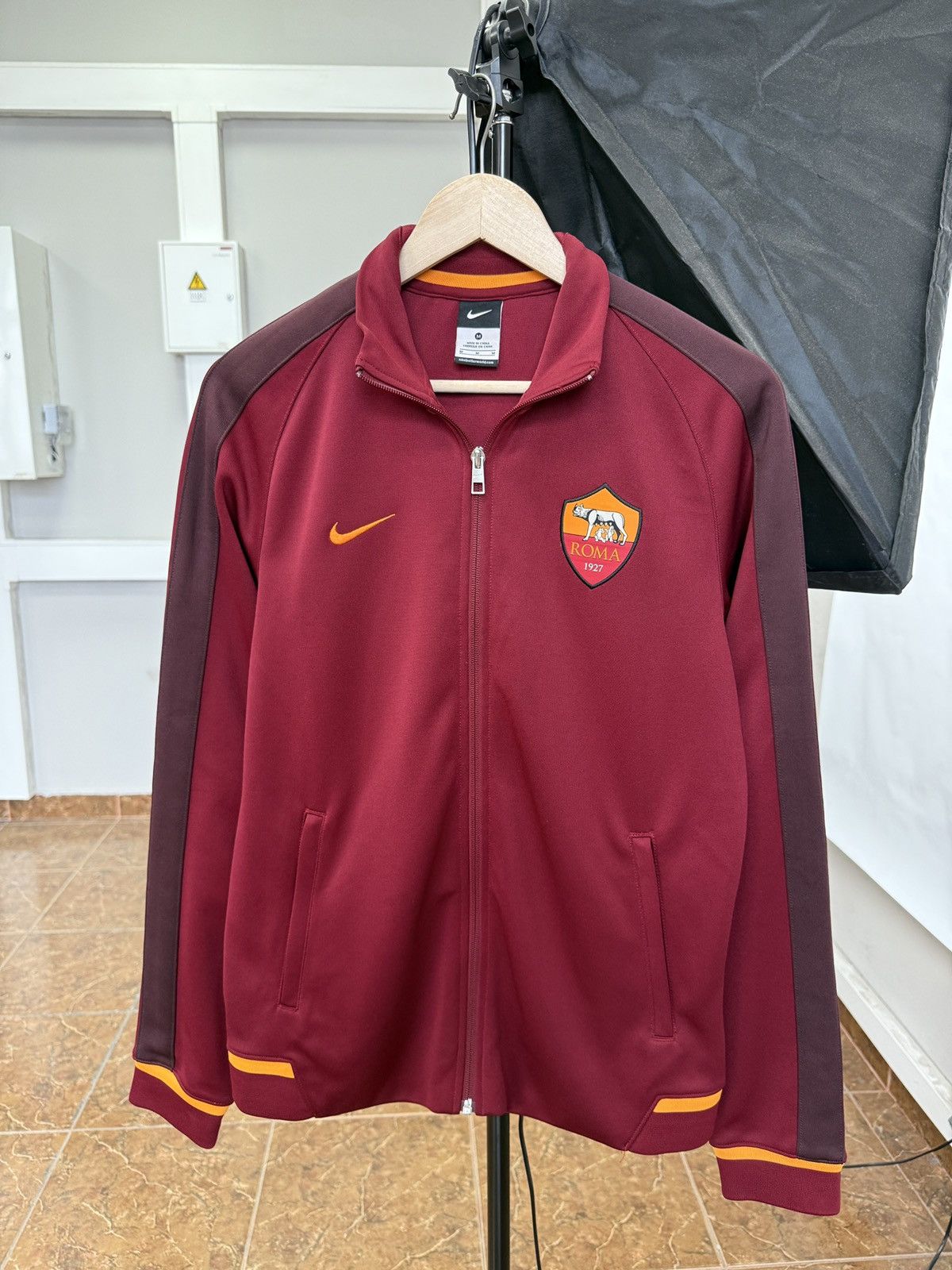 Nike 🇮🇹 2015 Nike Roma Soccer Jacket Italy Rare Retro Y2K Size US M / EU 48-50 / 2 - 1 Thumbnail