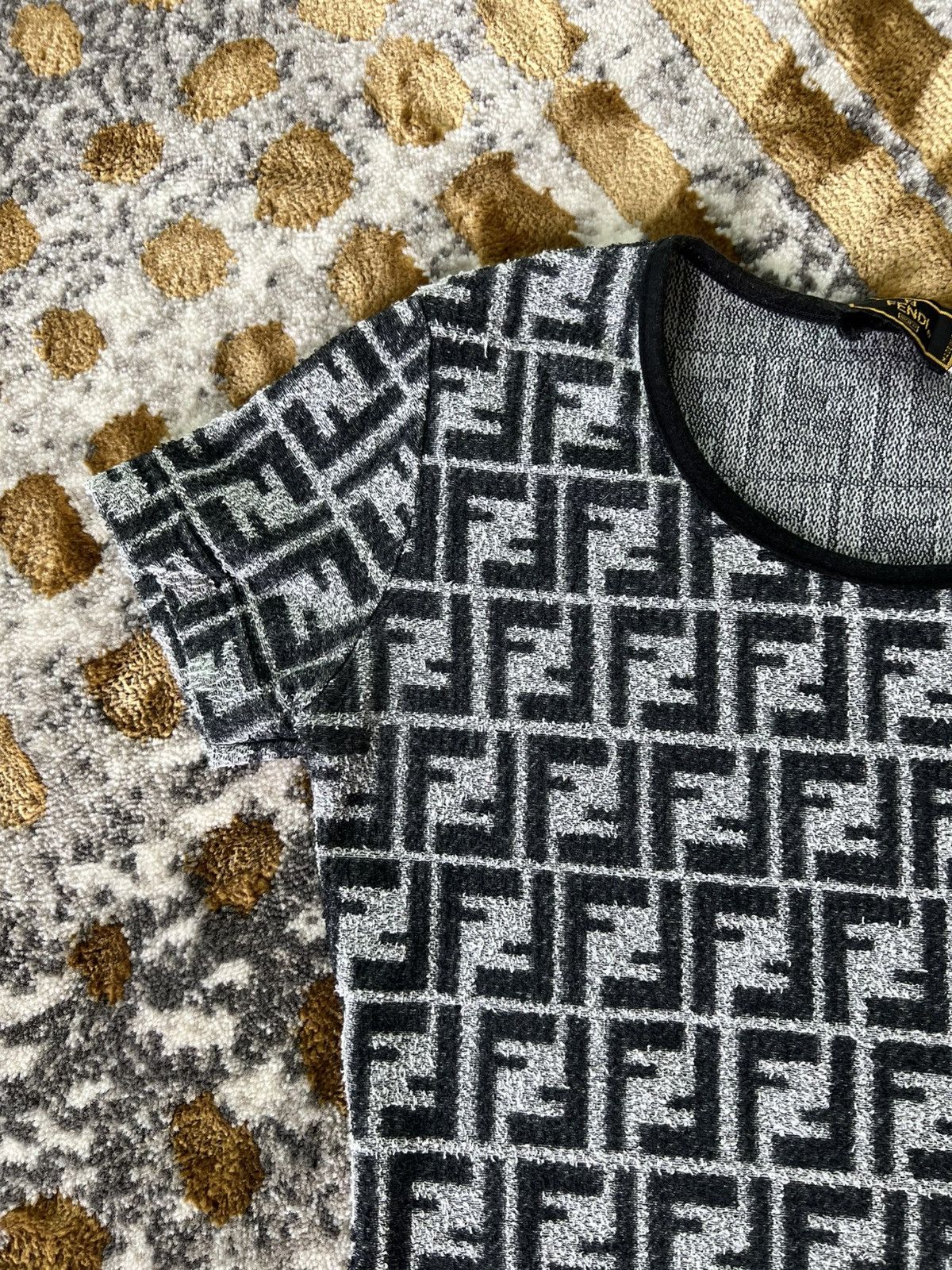 Fendi × Vintage Vintage Fendi Monogram t-shirt Size S / US 4 / IT 40 - 4 Thumbnail