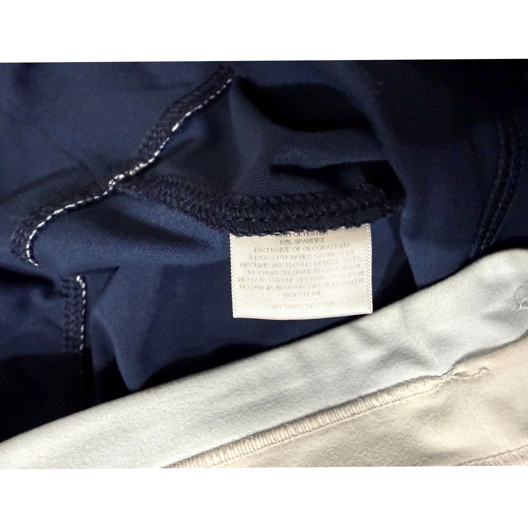 Old Navy VINTAGE Old Navy Flare Wide Leg Pants Jeans Large? Small? Actually S Waist 29 Inseam 31.5 Blue Modern Low Rise Everyday Womens Size 28" / US 6 / IT 42 - 7 Thumbnail