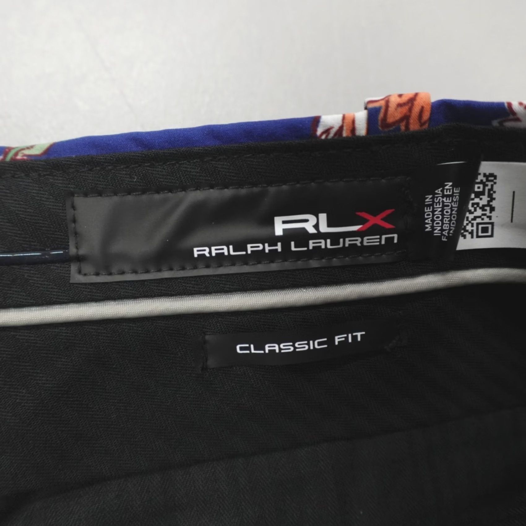 RLX Ralph Lauren RLX Ralph Lauren Shorts Size 36 Floral Classic Fit 9” Inseam Water Repellent Size US 36 / EU 52 - 4 Thumbnail