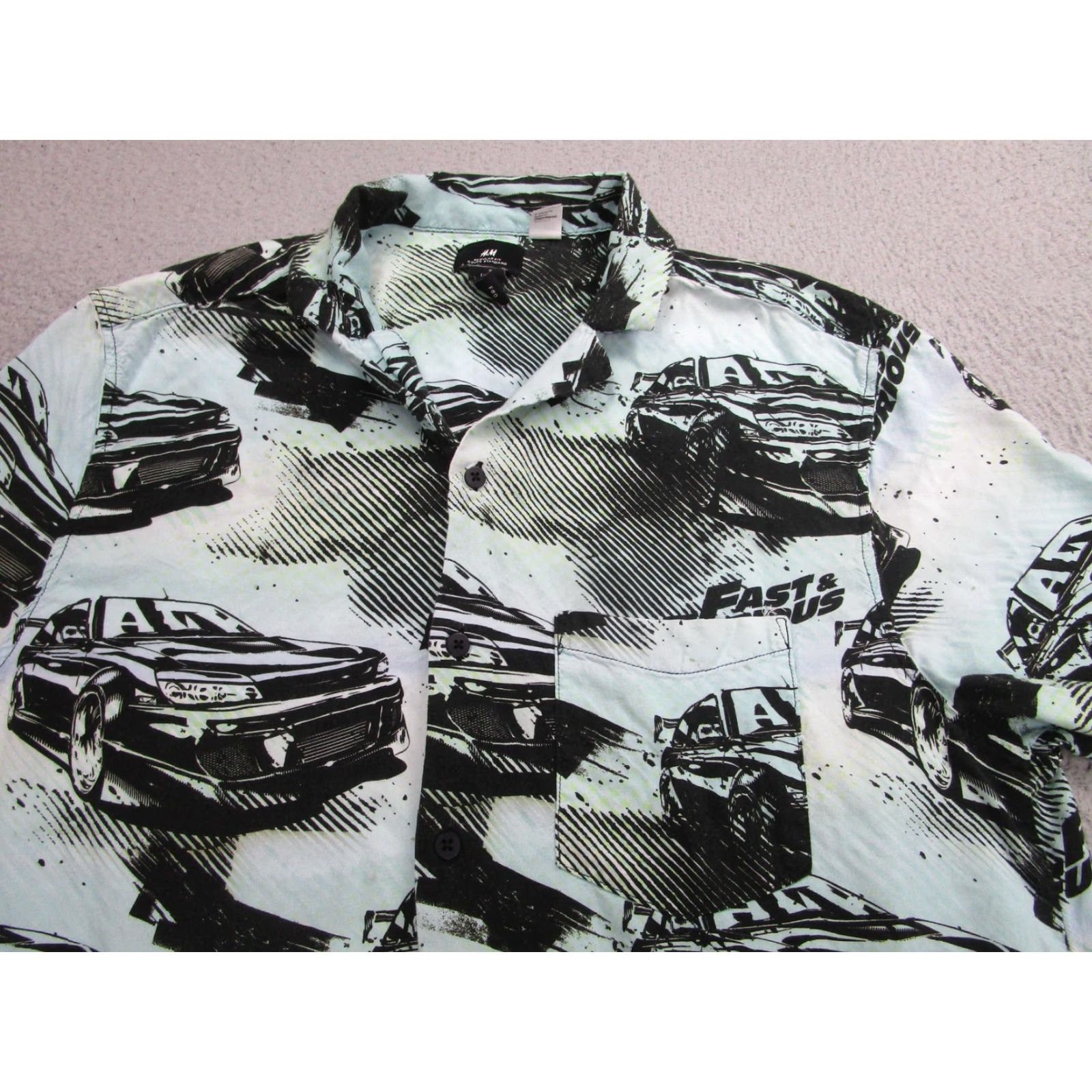 H&M Fast & Furious Shirt Mens Large Green H&M Short Sleeve Graphic Car Button Front Size US L / EU 52-54 / 3 - 2 Thumbnail
