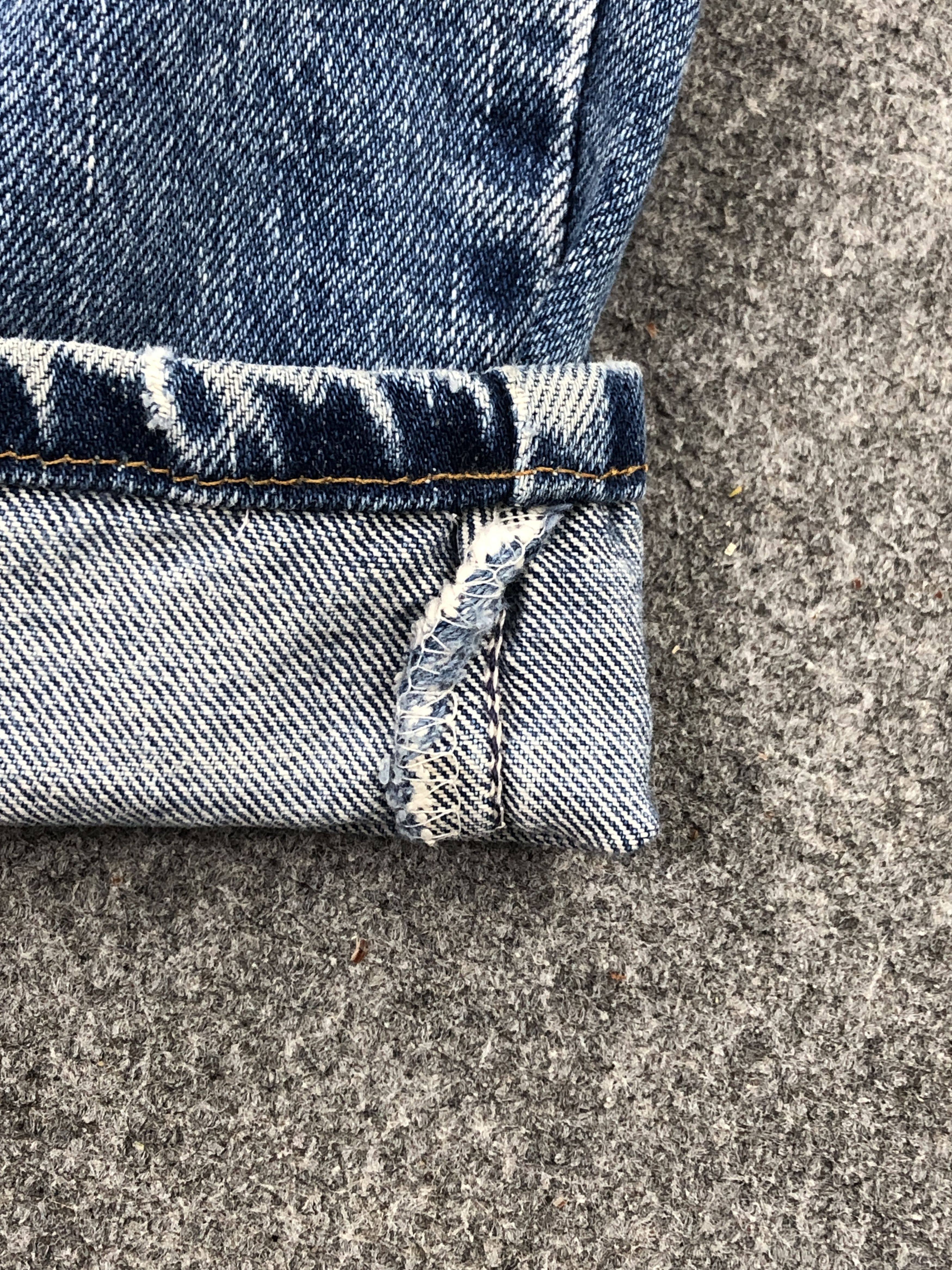 Levi's Faded Blue Vintage 90s Levi's 550 jeans DP2306 Size US 35 - 10 Thumbnail