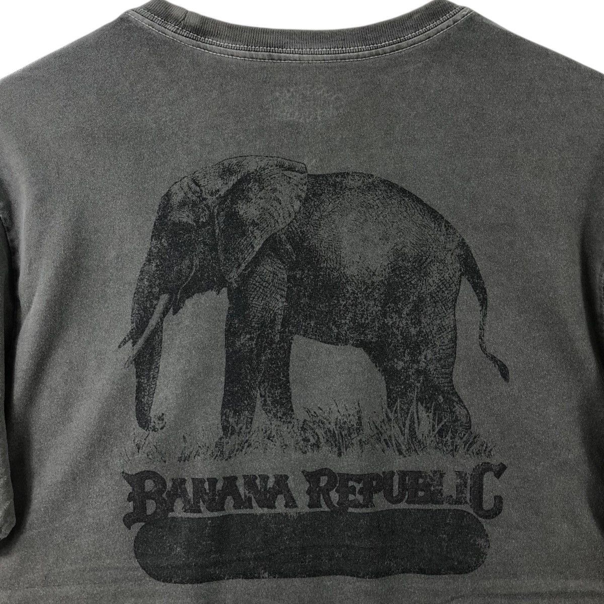 Banana Republic BANANA REPUBLIC Tee Shirt Big Logo Crewneck Size US XL / EU 56 / 4 - 5 Thumbnail