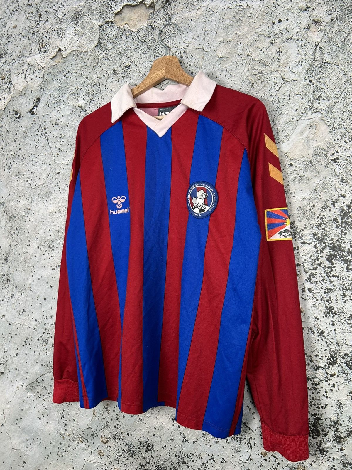Hummel Vintage Tibet Hummel Soccer Jersey Football Rare Sport Size US L / EU 52-54 / 3 - 2 Thumbnail