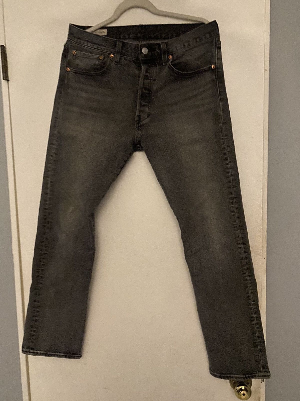 Levi's Levi’s Straight Fit Black Light Washed 501’s Size US 31 - 1 Thumbnail