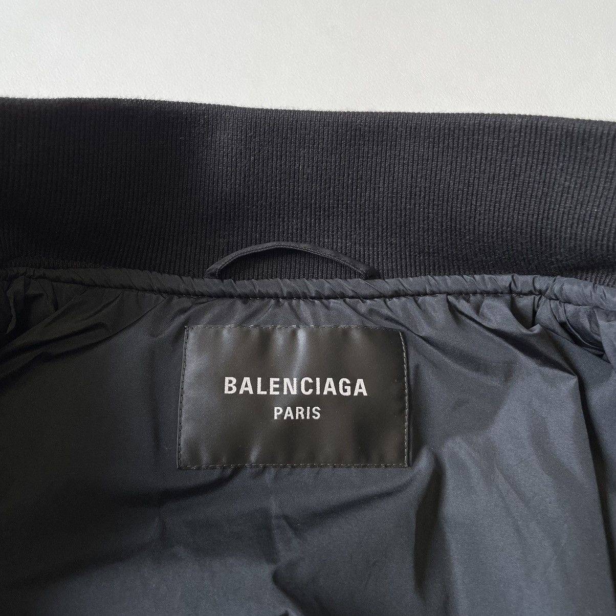 Balenciaga ‘Mud Show’ Black Nylon Padded Bomber Jacket Size US S / EU 44-46 / 1 - 5 Thumbnail