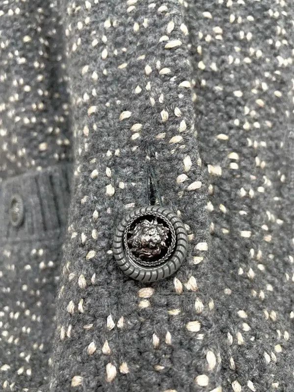 Chanel Chanel Color Block Cashmere Blend Cardigan . Size S / US 4 / IT 40 - 4 Thumbnail
