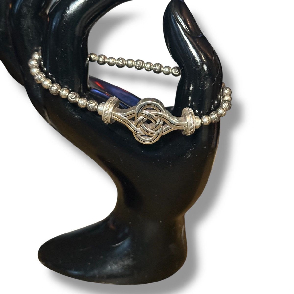 Other Silver tone Celtic knot beaded bracelet Size ONE SIZE - 2 Thumbnail