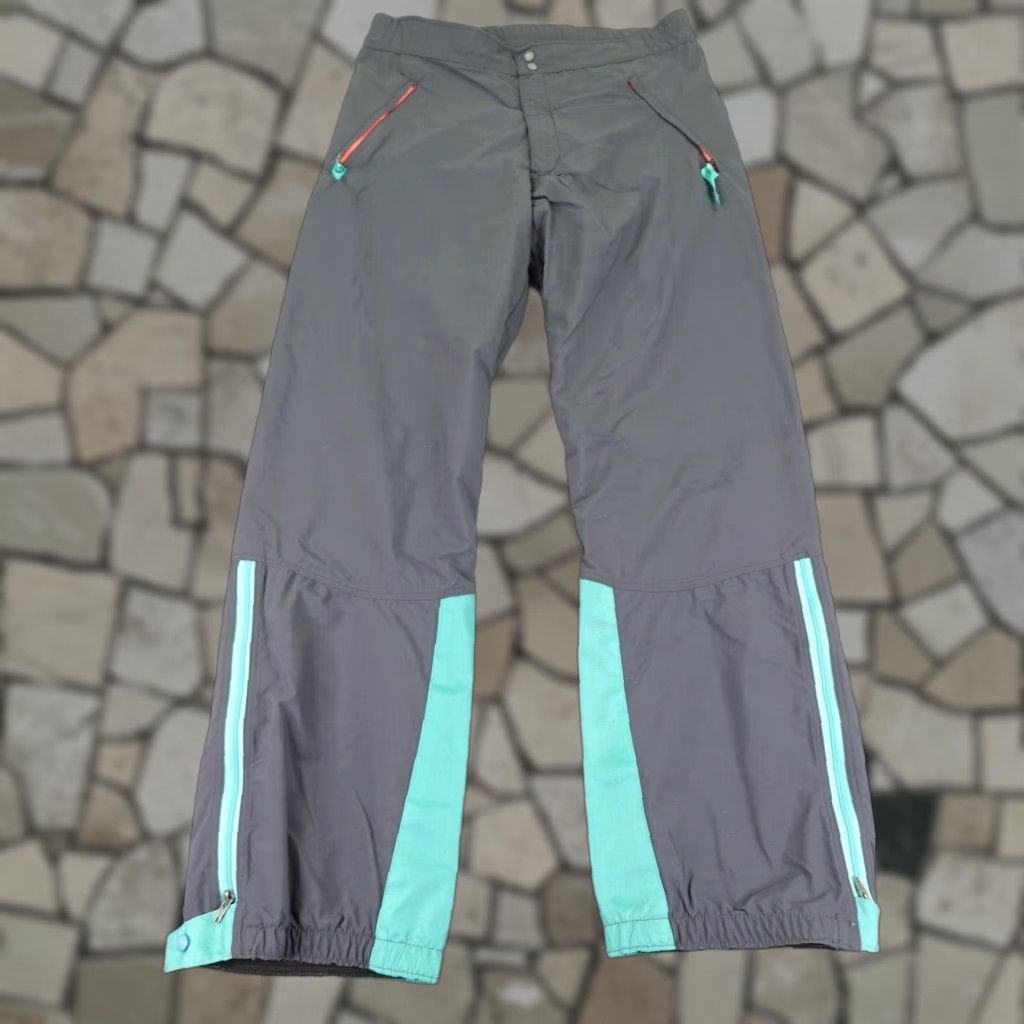 Patagonia VINTAGE Patagonia Pants Men Medium Gray Technical Waterproof Ankle Zip 90s Size US 31 - 1 Thumbnail