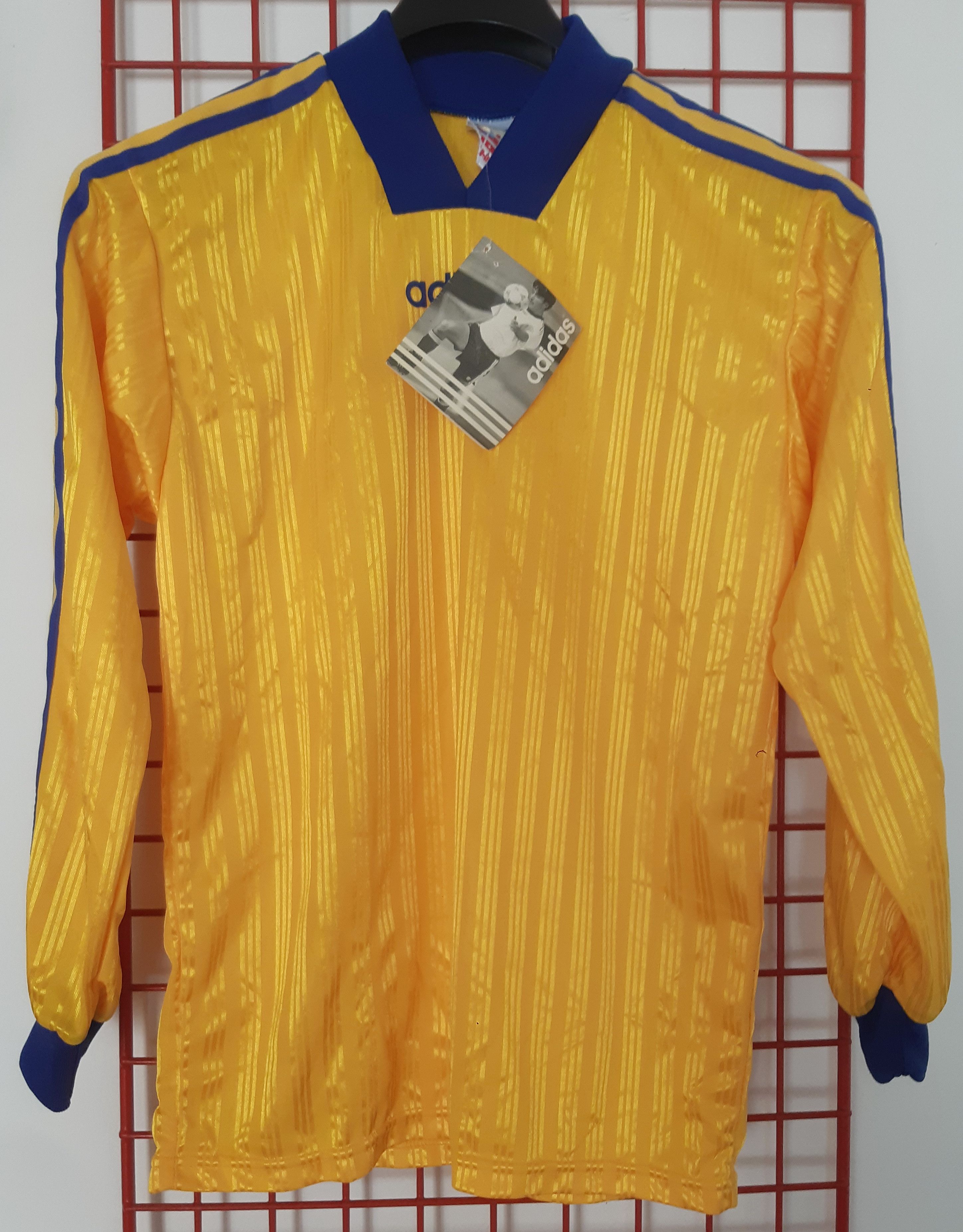 Adidas Vintage 90s ADIDAS Soccer Jersey Made in England size S NWT Size US S / EU 44-46 / 1 - 1 Thumbnail
