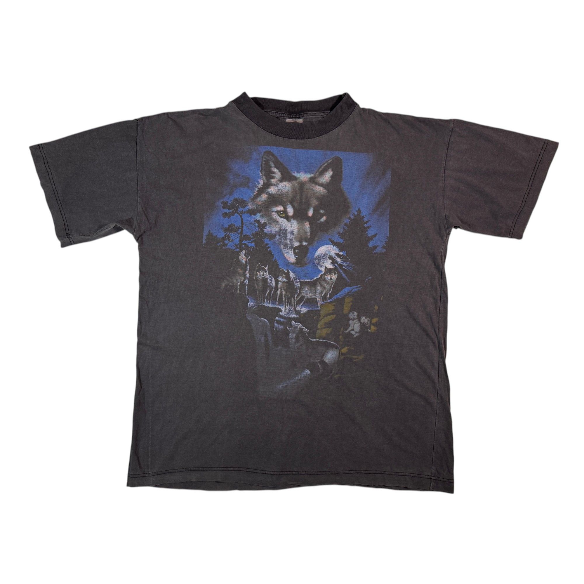 Vintage Vintage 90s Wolf T-shirt Animal Sun Faded Black Tee XL Size US XL / EU 56 / 4 - 1 Thumbnail
