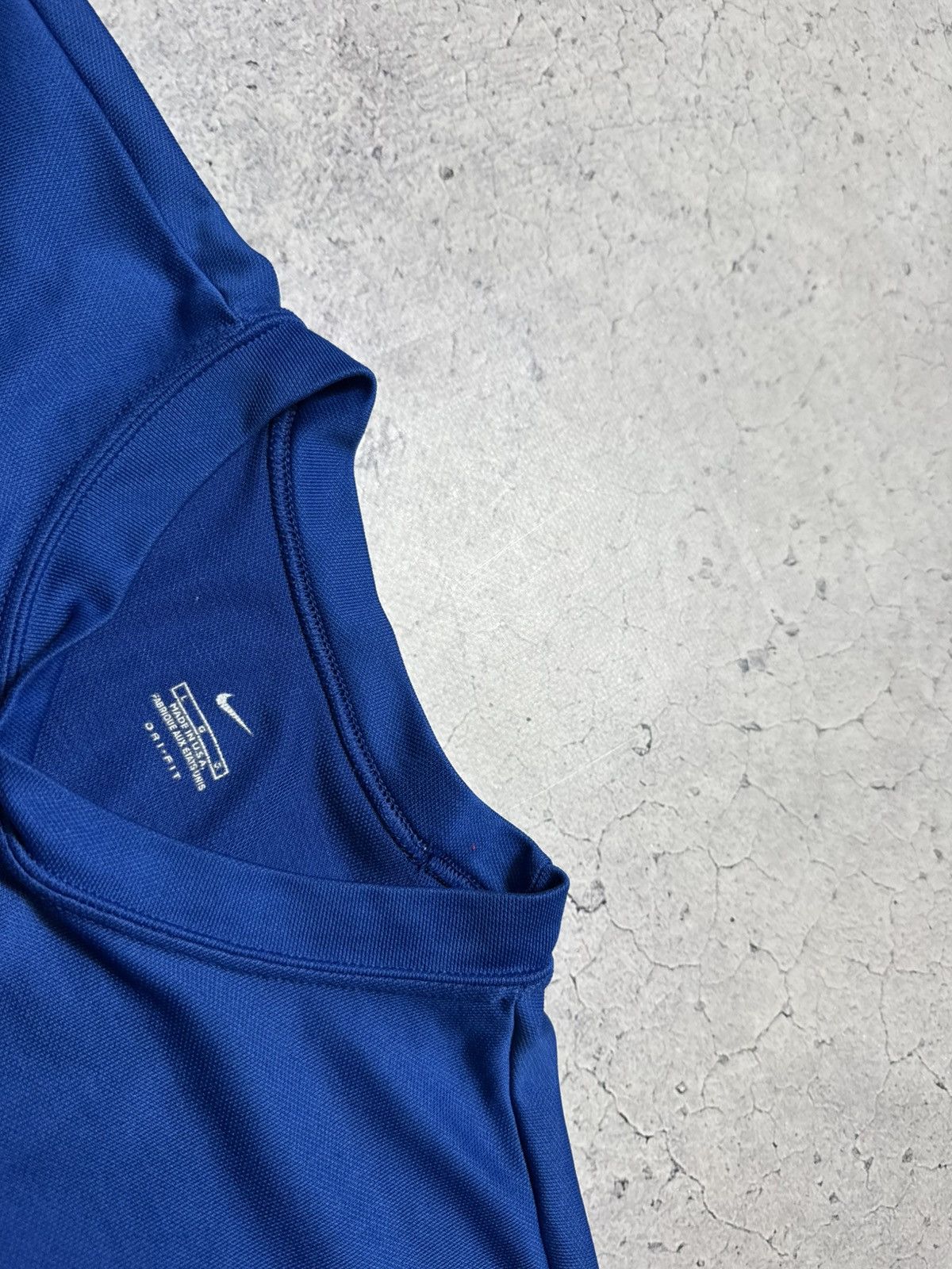 Nike Nike Long Sleeve Shirt Blue Size L Vintage Jersey Size US L / EU 52-54 / 3 - 5 Thumbnail