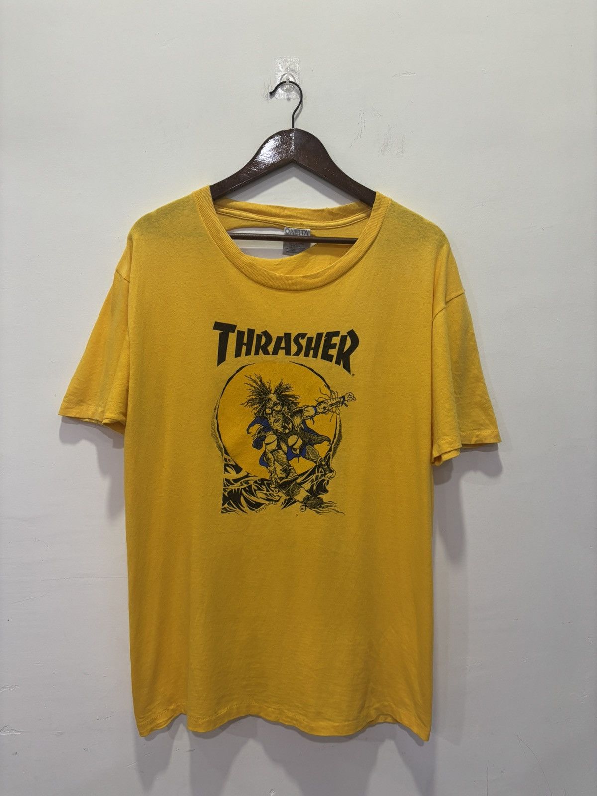 Thrasher Vintage 90’s Thrasher Magazine Pushead Tshirt Size US L / EU 52-54 / 3 - 1 Thumbnail