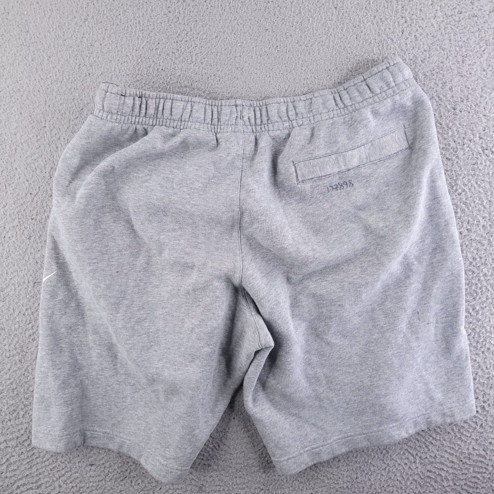 Nike Nike Shorts Mens M Gray Sweatpants Sweatshorts Casual Gym Size US 31 - 7 Thumbnail